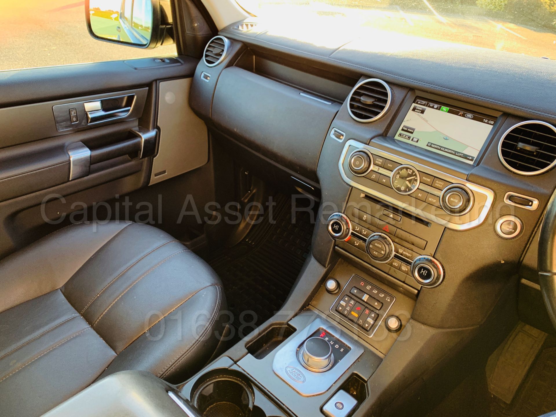 (On Sale) LAND ROVER DISCOVERY 4 (63 REG) '3.0 SDV6 - 8 SPEED AUTO' *LEATHER & SAT NAV* *TOP SPEC* - Image 37 of 47