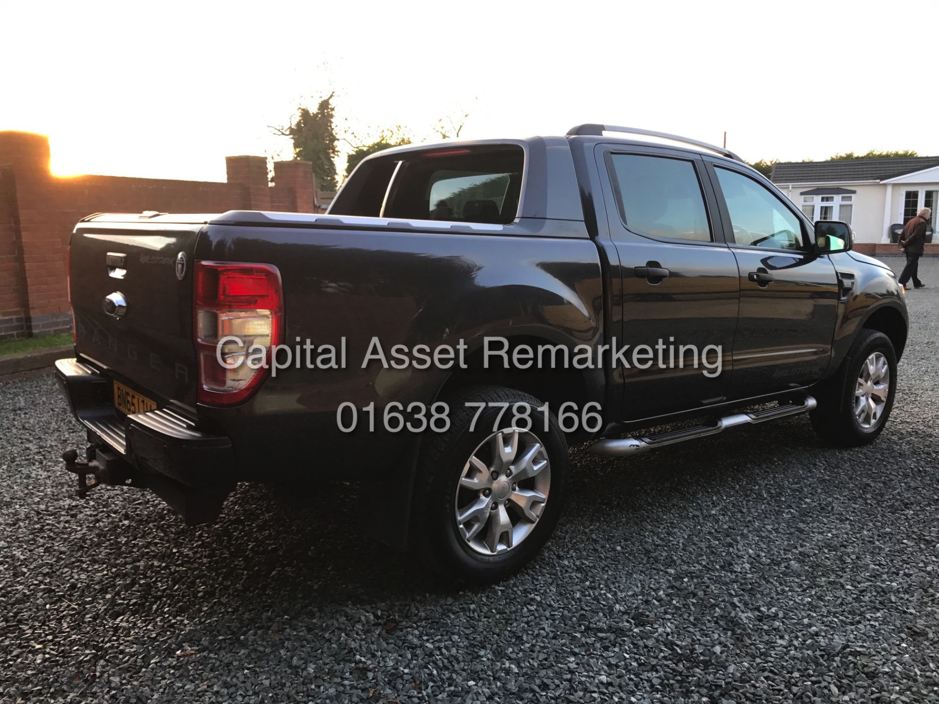 FORD RANGER 3.2TDCI "WILDTRACK - 200BHP" D/C PICK UP (65 REG) 1 OWNER - TOP OF THE RANGE - SAT NAV ! - Image 8 of 25