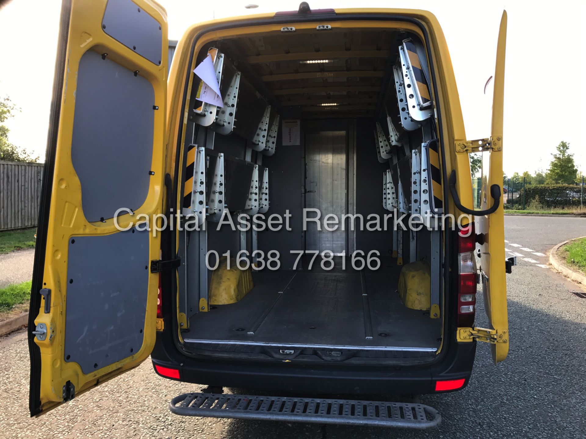 MERCEDES SPRINTER 313CDI "130BHP - 6 SPEED" LWB / HI TOP (2014 MODEL / NEW SHAPE") **AIR CON** - Image 12 of 12