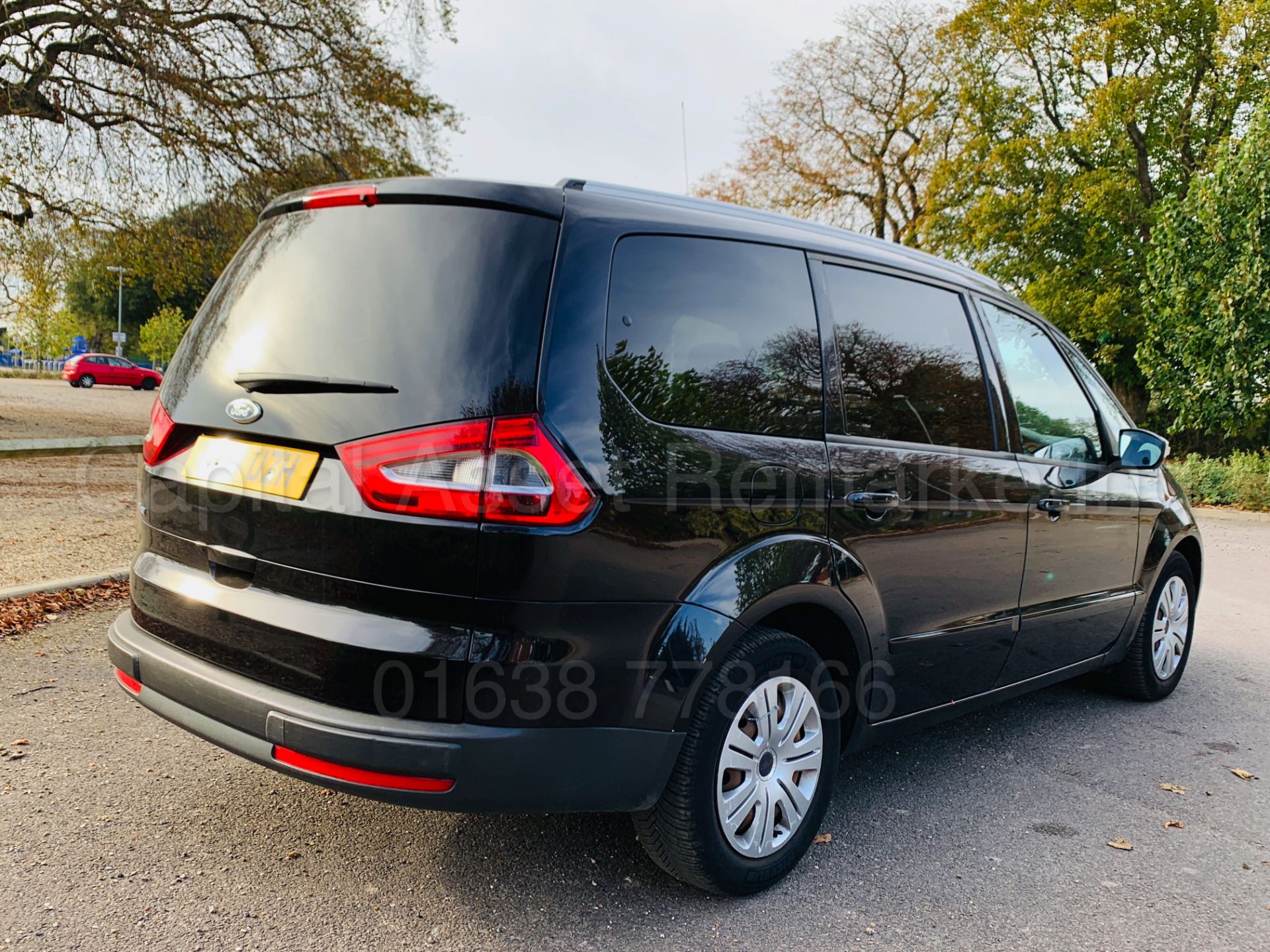 FORD GALAXY **ZETEC** 7 SEATER MPV (2014) 2.0 TDCI - 140 BHP - AUTO POWER SHIFT (1 OWNER) - Bild 10 aus 37