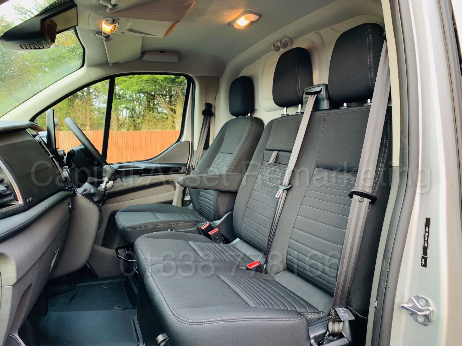 FORD TRANSIT CUSTOM *LIMITED EDTION* (2018 - 68 REG) '2.0 TDCI - 130 BHP - 6 SPEED' *ALL NEW MODEL* - Bild 29 aus 51