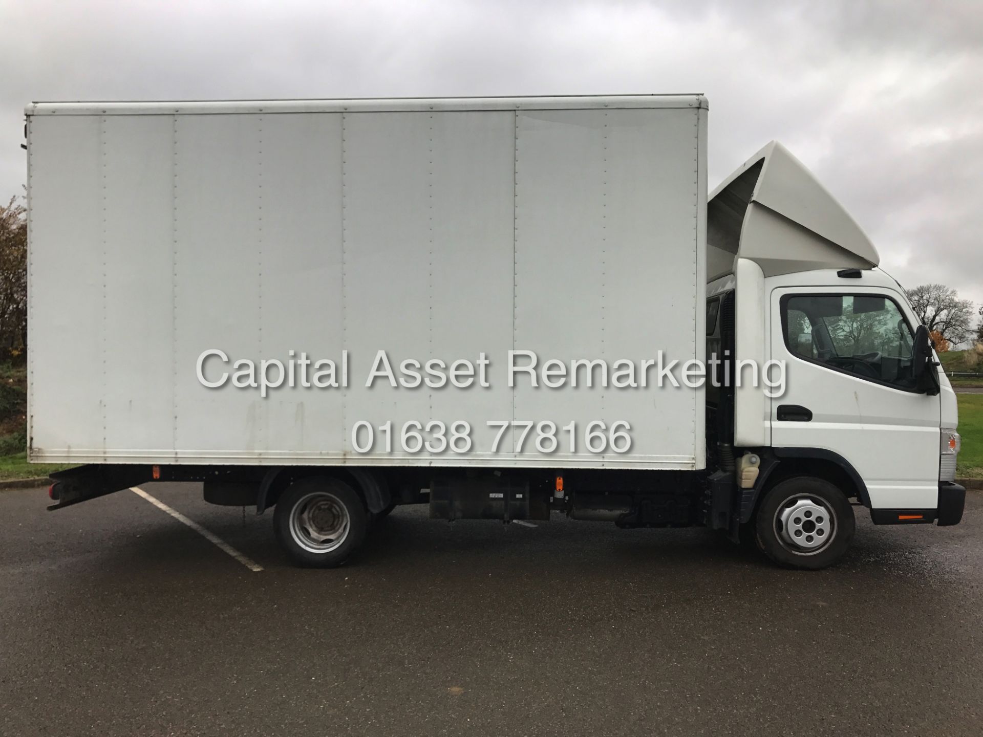 (ON SALE) MITSUBISHI FUSO CANTER 3.0D 3C13 (15 REG-NEW SHAPE) 15 FOOT BODY- 1 OWNER *IDEAL REMOVALS* - Image 6 of 17