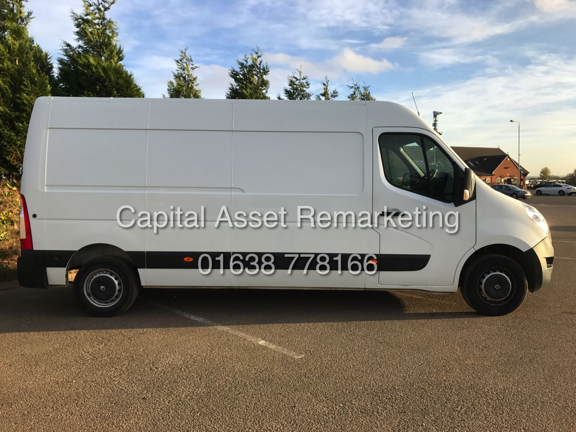 On Sale RENAULT MASTER LM35 2.3DCI LONG WHEEL BASE - 62 REG - NEW SHAPE - 1 OWNER - AIR CON - - Image 2 of 10