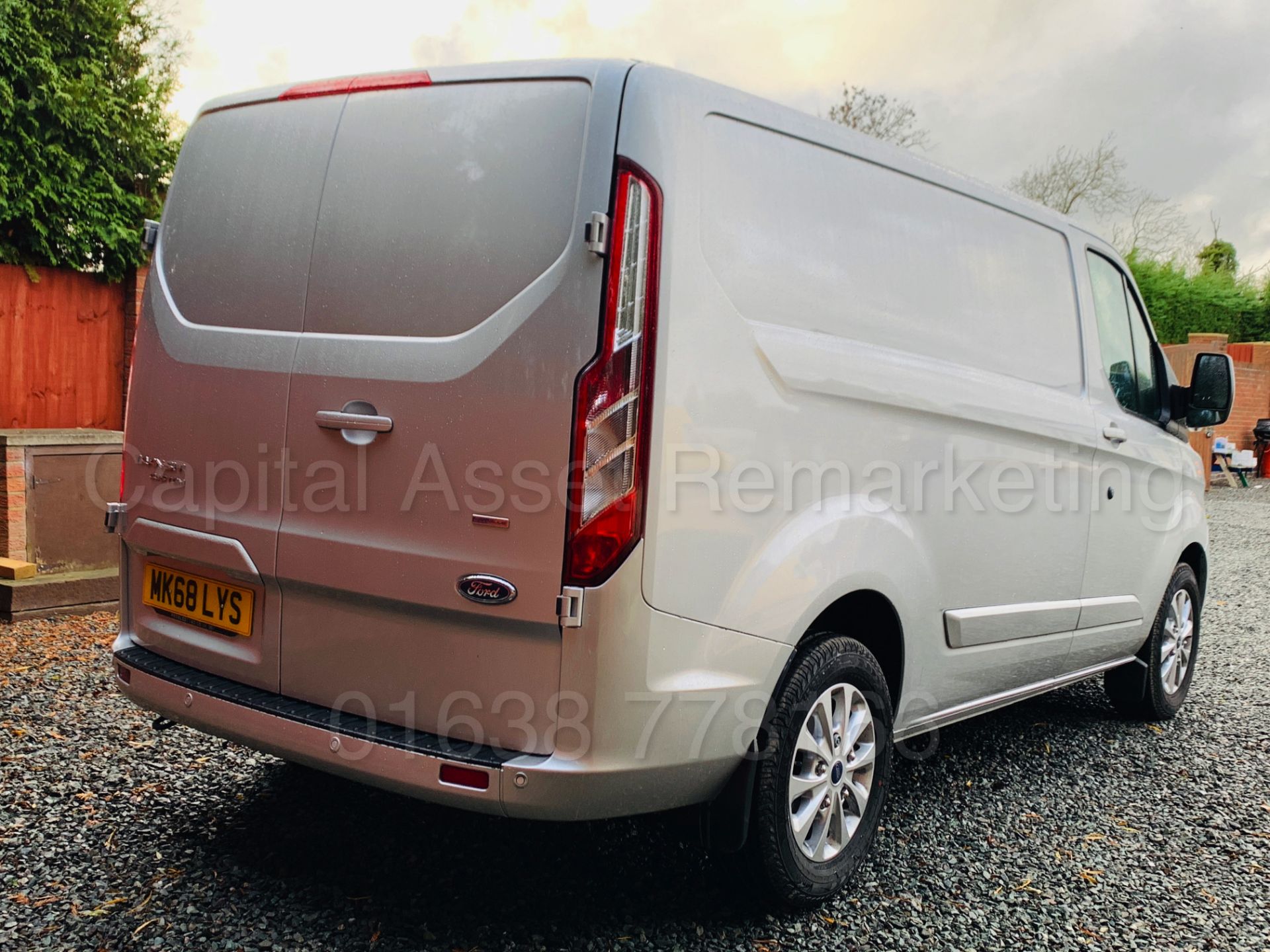 FORD TRANSIT CUSTOM *LIMITED EDTION* (2018 - 68 REG) '2.0 TDCI - 130 BHP - 6 SPEED' *ALL NEW MODEL* - Image 13 of 51