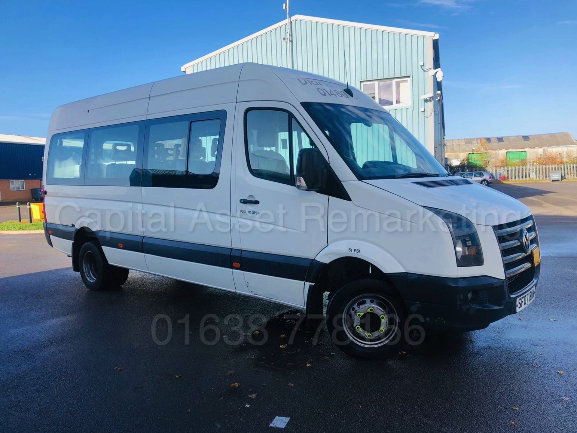 VOLKSWAGEN CRAFTER 2.5 TDI *LWB - 16 SEATER MINI-BUS / COACH* (2007) *ELECTRIC WHEEL CHAIR LIFT*