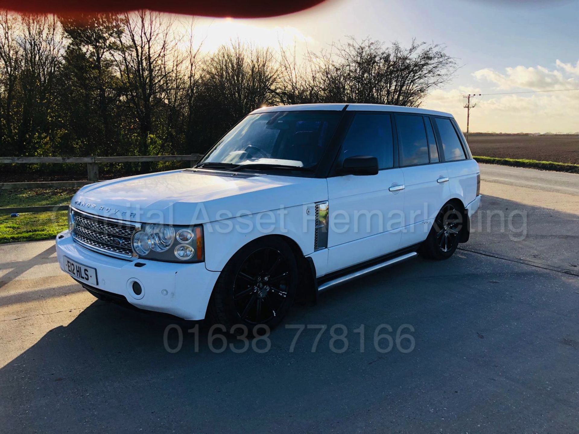 RANGE ROVER VOGUE (2005) '3.0 TD6 - 177 BHP - AUTO' **MASSIVE SPEC** (NO VAT - SAVE 20%) - Bild 5 aus 28