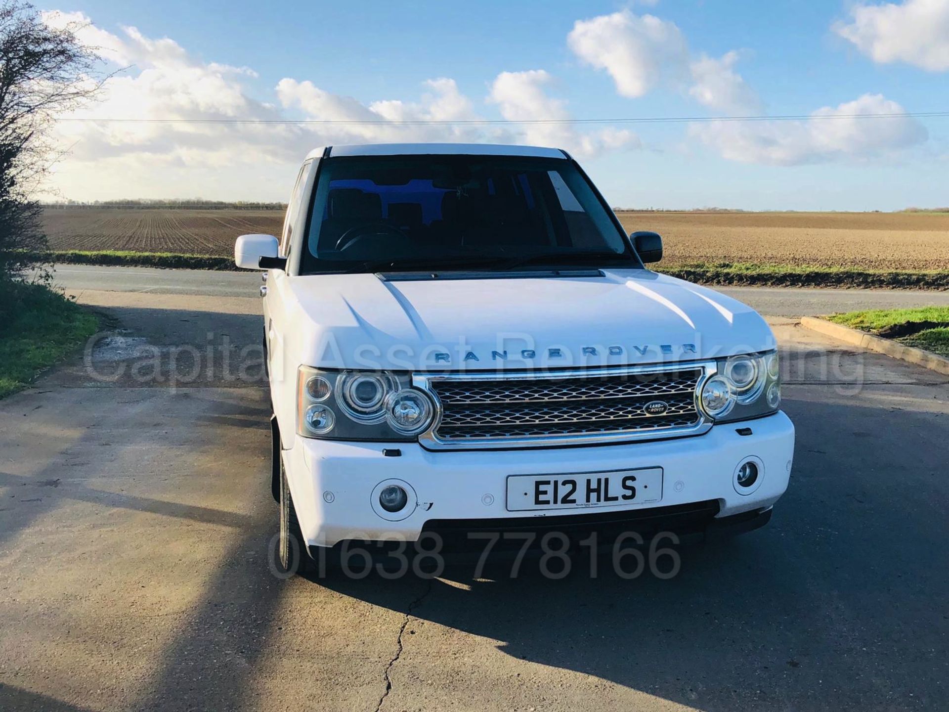 RANGE ROVER VOGUE (2005) '3.0 TD6 - 177 BHP - AUTO' **MASSIVE SPEC** (NO VAT - SAVE 20%) - Bild 3 aus 28