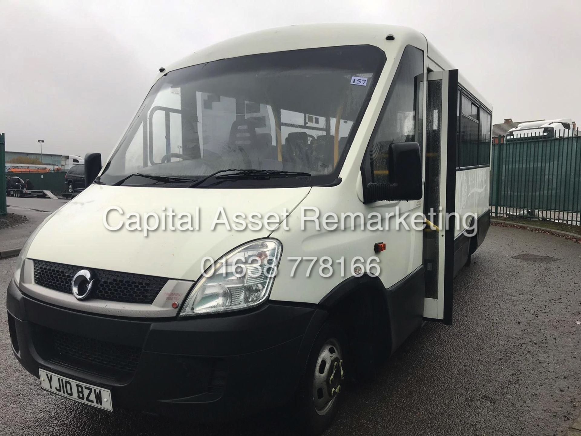 On Sale IVECO DAILY "IRIS BUS" 50C17 LWB 14 SEATER WITH WHEEL CHAIR LIFT - 10 REG - 1 KEEPER - COIF - Image 4 of 14