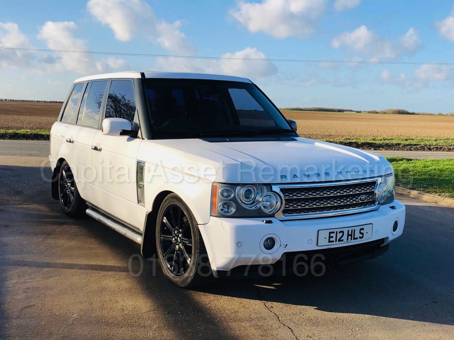 RANGE ROVER VOGUE (2005) '3.0 TD6 - 177 BHP - AUTO' **MASSIVE SPEC** (NO VAT - SAVE 20%) - Image 2 of 28