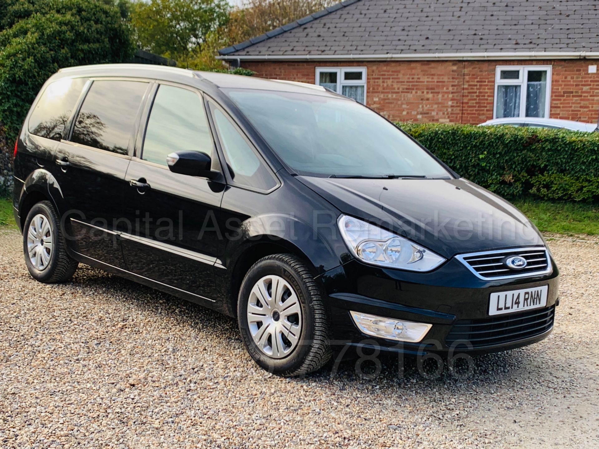 (ON SALE) FORD GALAXY **ZETEC** 7 SEATER MPV (2014) 2.0 TDCI - 140 BHP - AUTO POWER SHIFT (1 OWNER) - Bild 2 aus 36