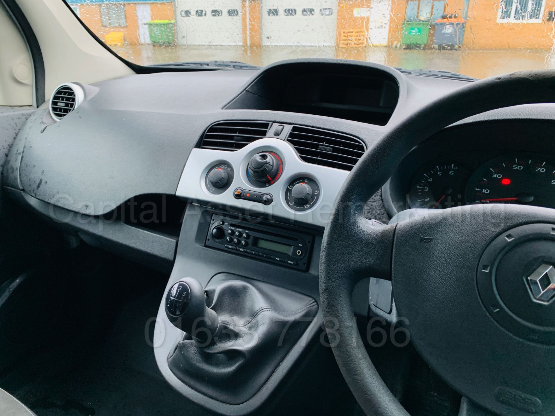 RENAULT KANGOO *MEALS ON WHEELS / JIFFY / CATERING VAN* (2013 MODEL) '1.5 DCI - 5 SPEED' *AIR CON* - Bild 30 aus 38