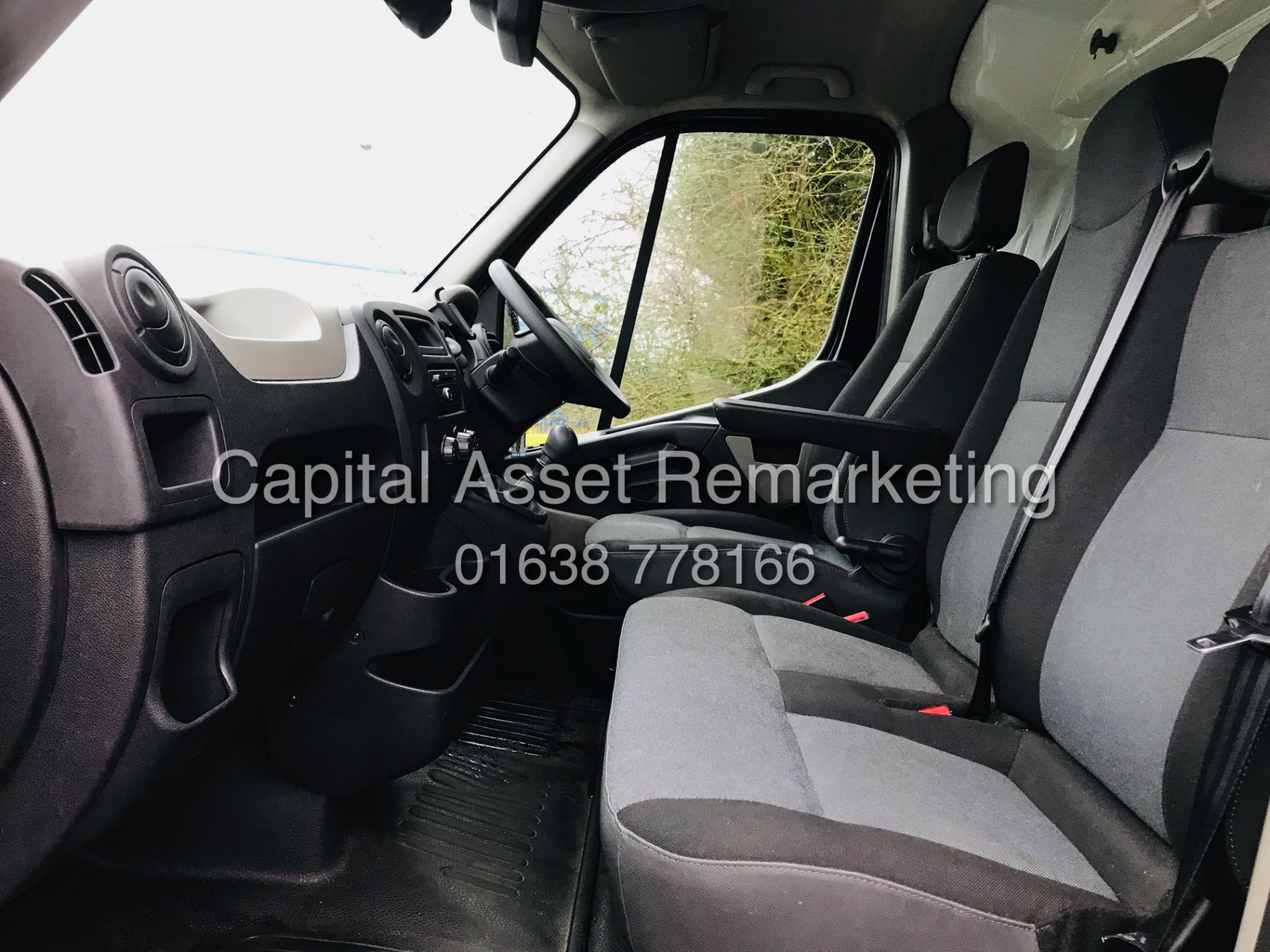 On Sale RENAULT MASTER 2.3DCI LM35 LWB (2015 MODEL) 1 OWNER - AIR CON -ELEC PACK *RARE 165BHP - - Image 11 of 12