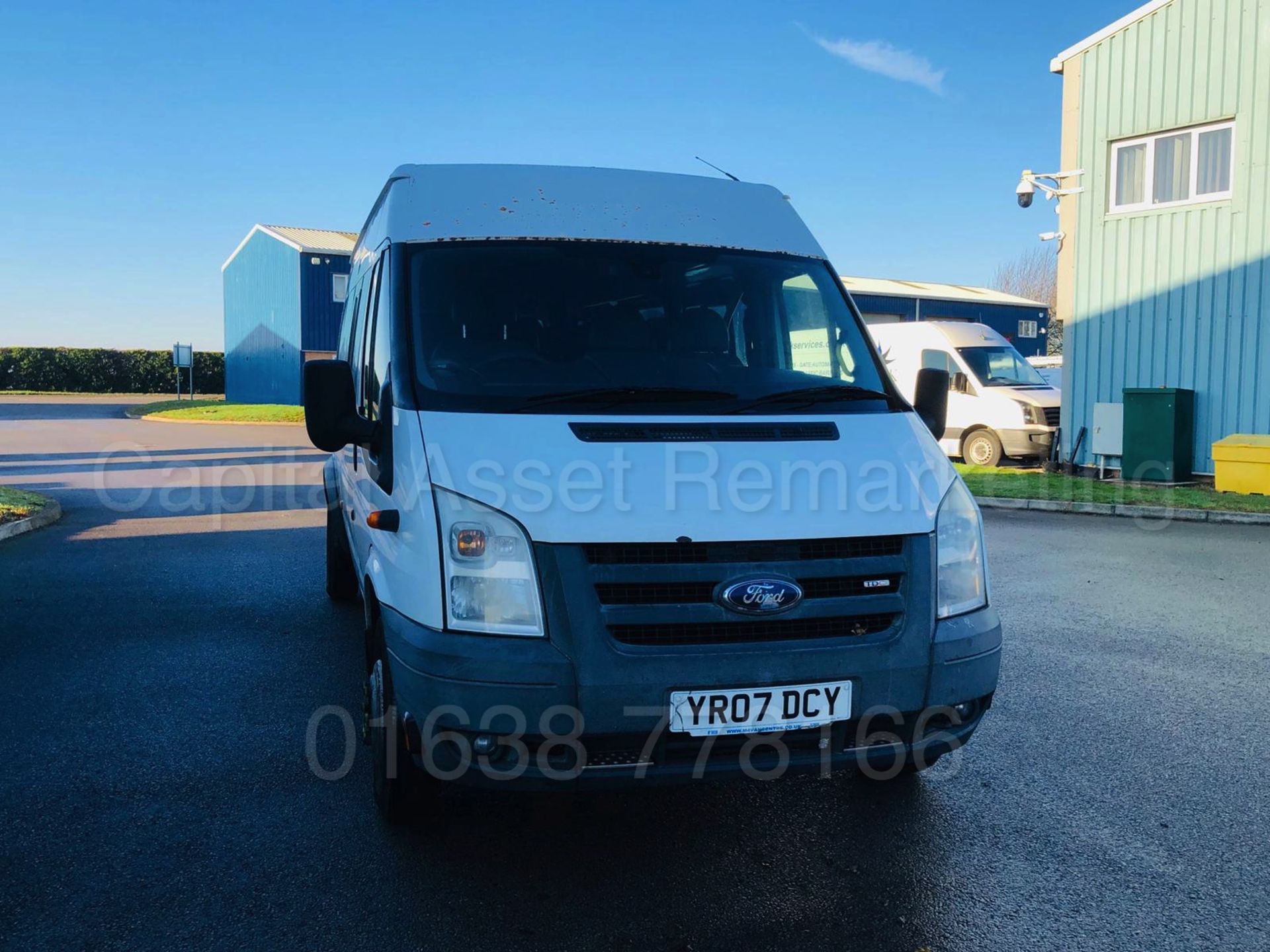 FORD TRANSIT *XLWB - 17 SEATER MINI-BUS* (2007) '2.4 TDCI -115 BHP- 6 SPEED' (NO VAT - SAVE 20%) - Bild 11 aus 31