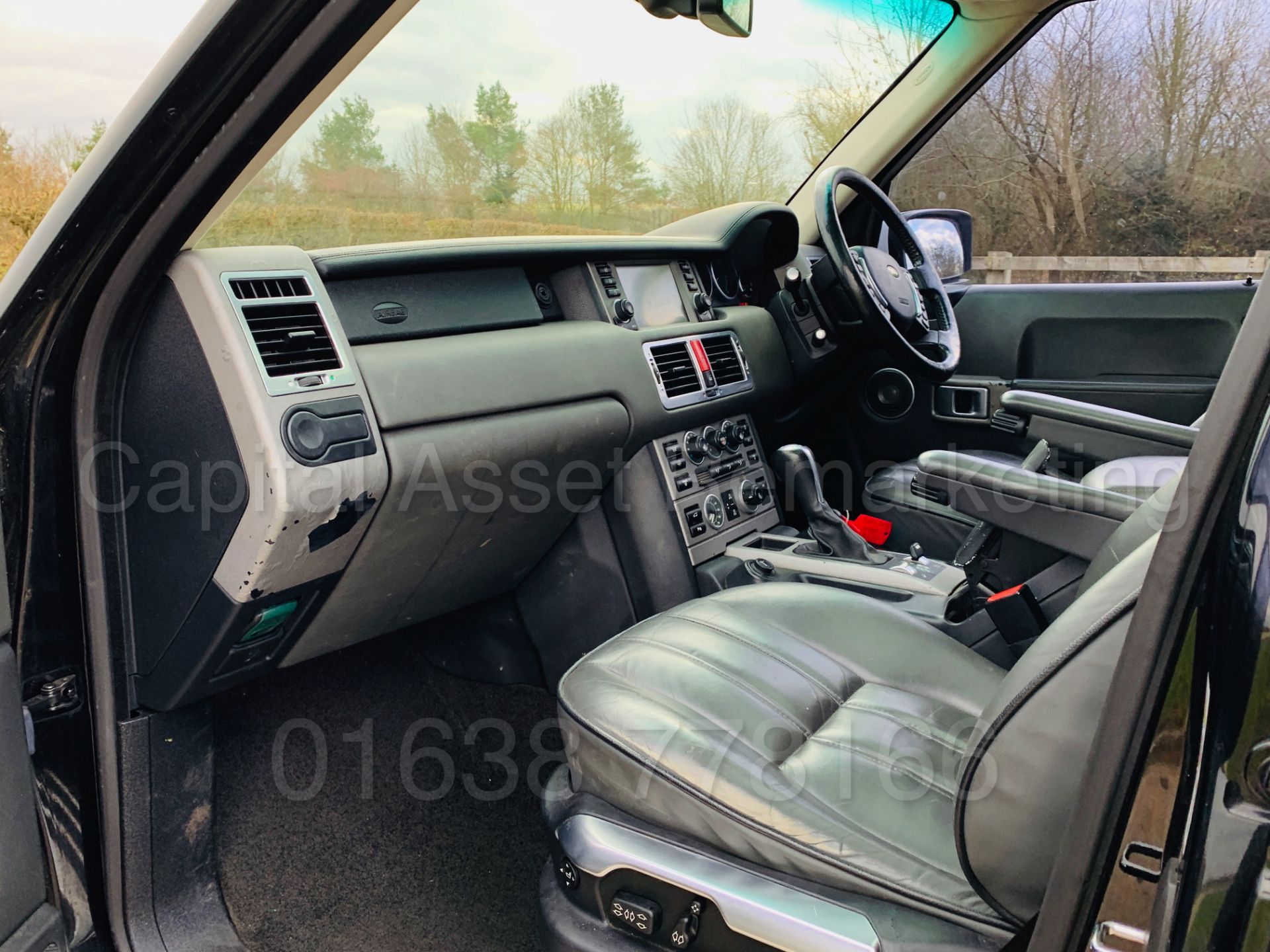 RANGE ROVER VOGUE (2005) '3.0 TD6 - 177 BHP - AUTO' **MASSIVE SPEC** (NO VAT - SAVE 20%) - Bild 16 aus 41