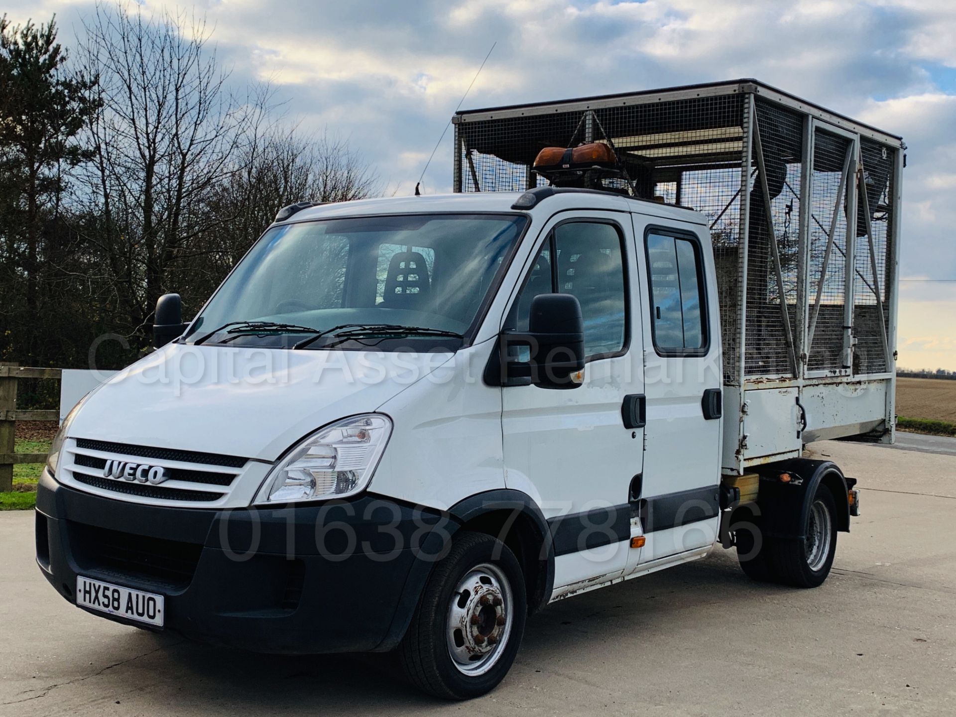 IVECO DAILY 35C12 *D/CAB - TIPPER* (2009 MODEL) '2.3 DIESEL - 115 BHP -5 SPEED' *LOW MILES* - Image 8 of 39