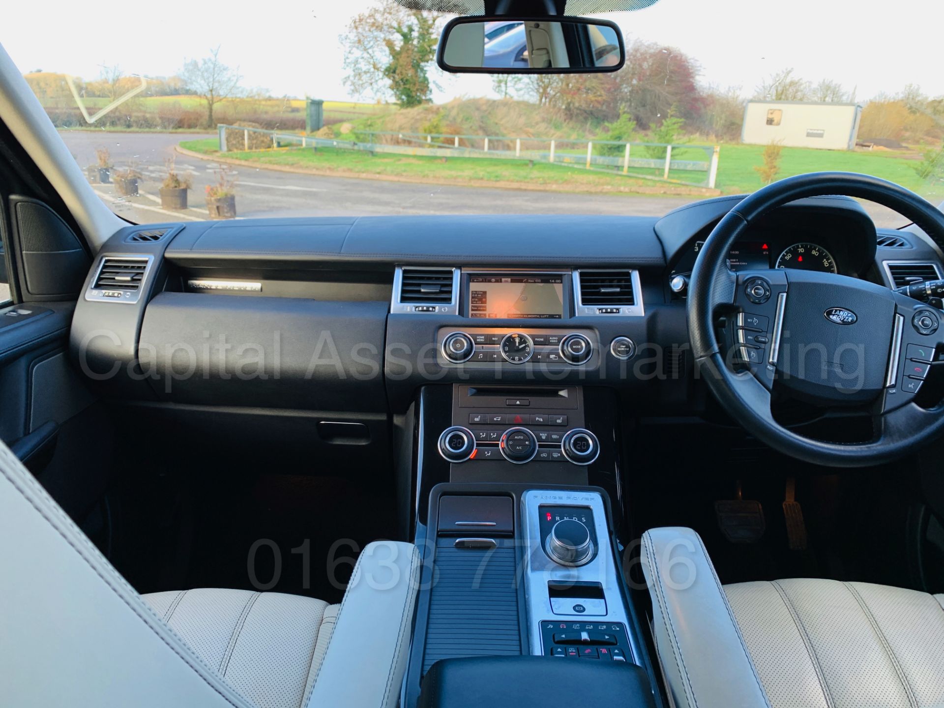 RANGE ROVER SPORT *HSE BLACK EDITION* (2013) '3.0 SDV6 - 255 BHP - 8 SPEED AUTO' *LEATHER - SAT NAV* - Image 31 of 54