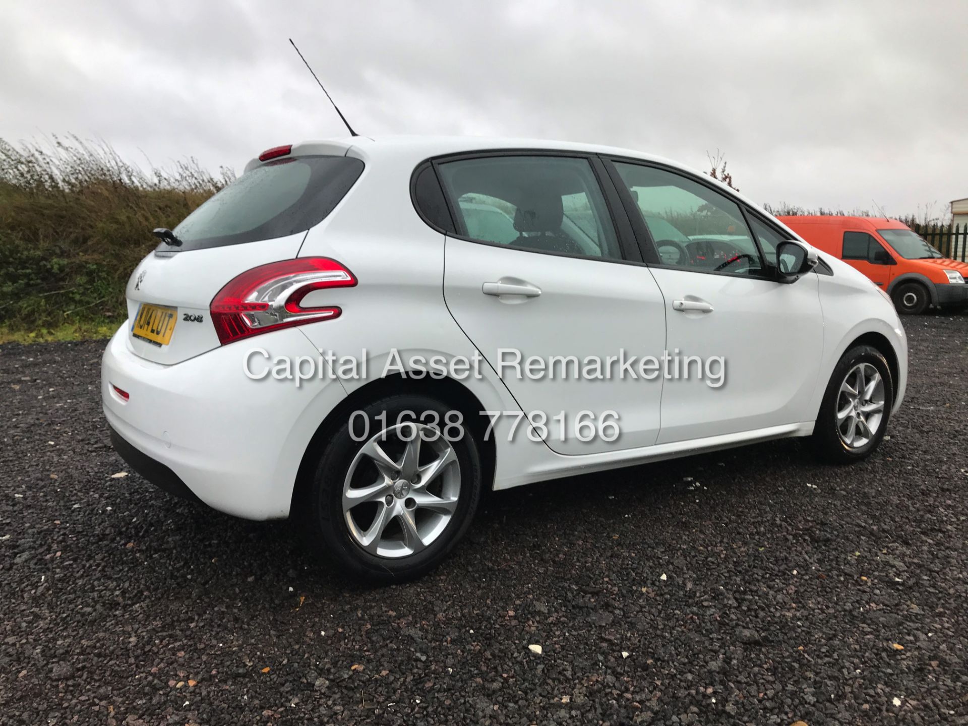 (ON SALE) PEUGEOT 208 1.4HDI "ACTIVE" 1 PREVIOUS KEEPER FSH (14 REG) RECENT SERVICE-AIR CON *NO VAT* - Image 9 of 23