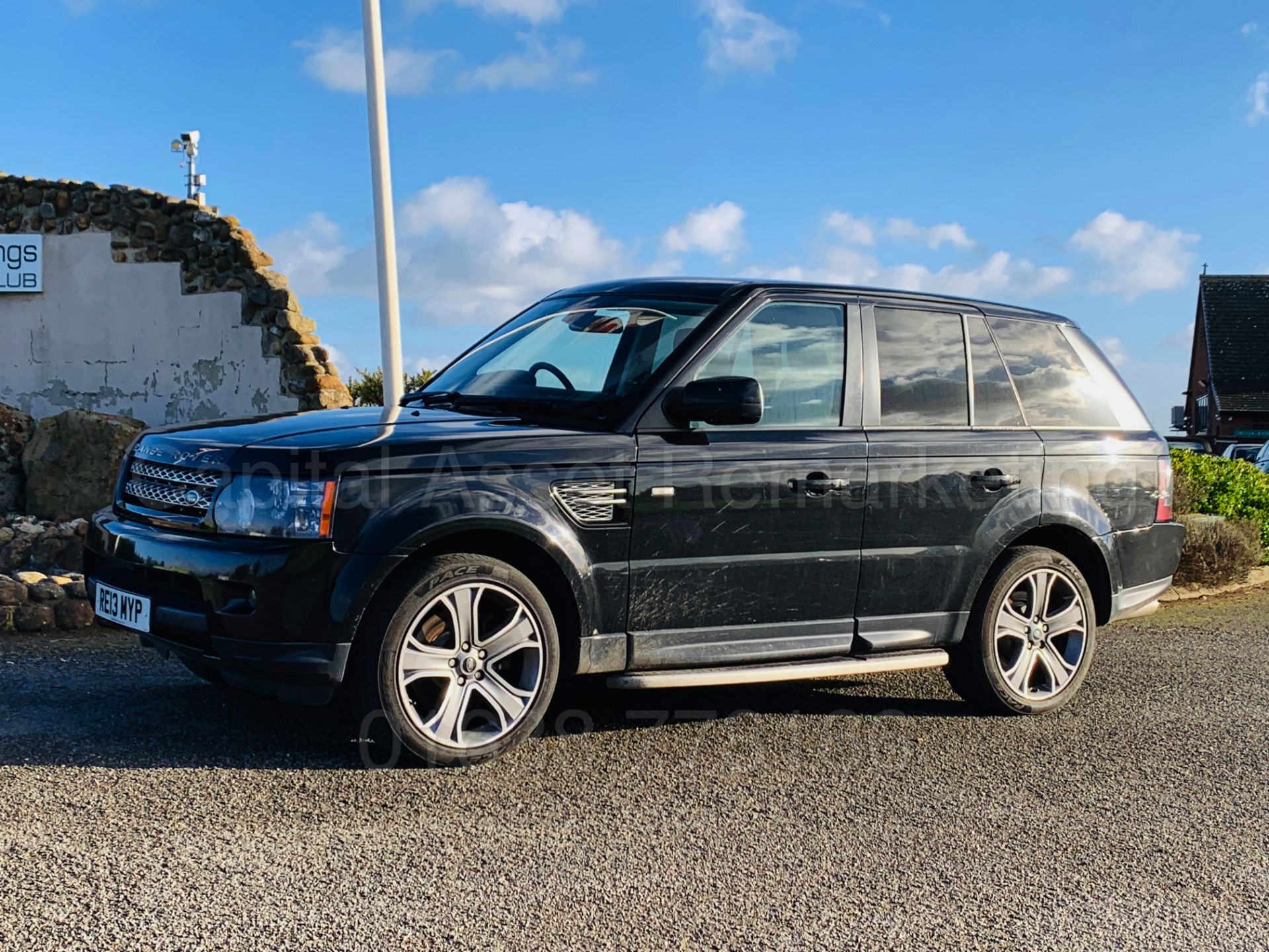 RANGE ROVER SPORT *HSE BLACK EDITION* (2013) '3.0 SDV6 - 255 BHP - 8 SPEED AUTO' *LEATHER - SAT NAV* - Bild 3 aus 54