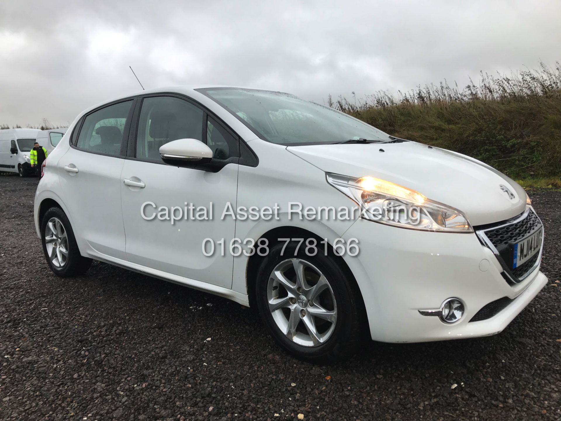 (ON SALE) PEUGEOT 208 1.4HDI "ACTIVE" 1 PREVIOUS KEEPER FSH (14 REG) RECENT SERVICE-AIR CON *NO VAT* - Bild 2 aus 23