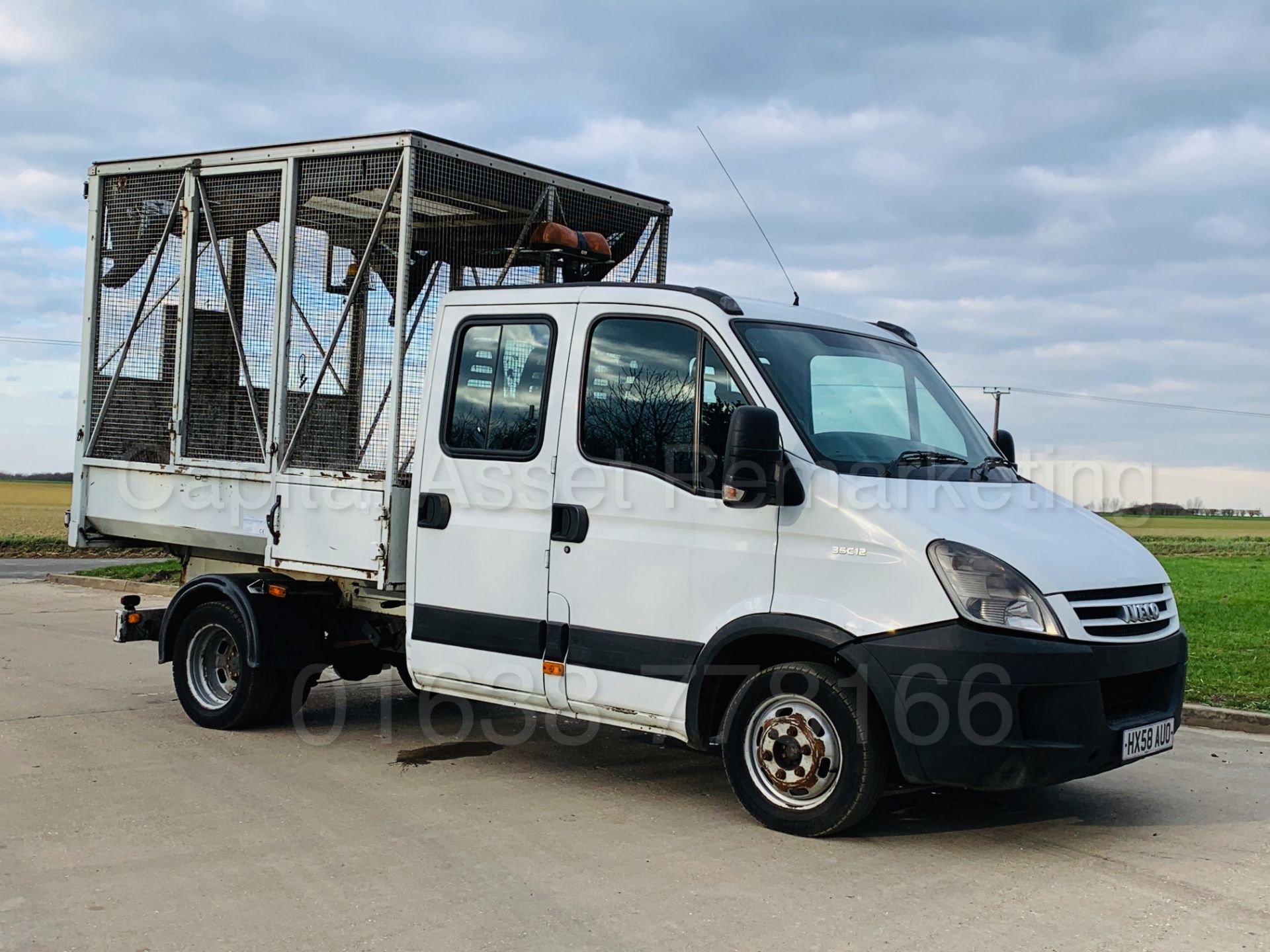 IVECO DAILY 35C12 *D/CAB - TIPPER* (2009 MODEL) '2.3 DIESEL - 115 BHP -5 SPEED' *LOW MILES* - Image 2 of 39