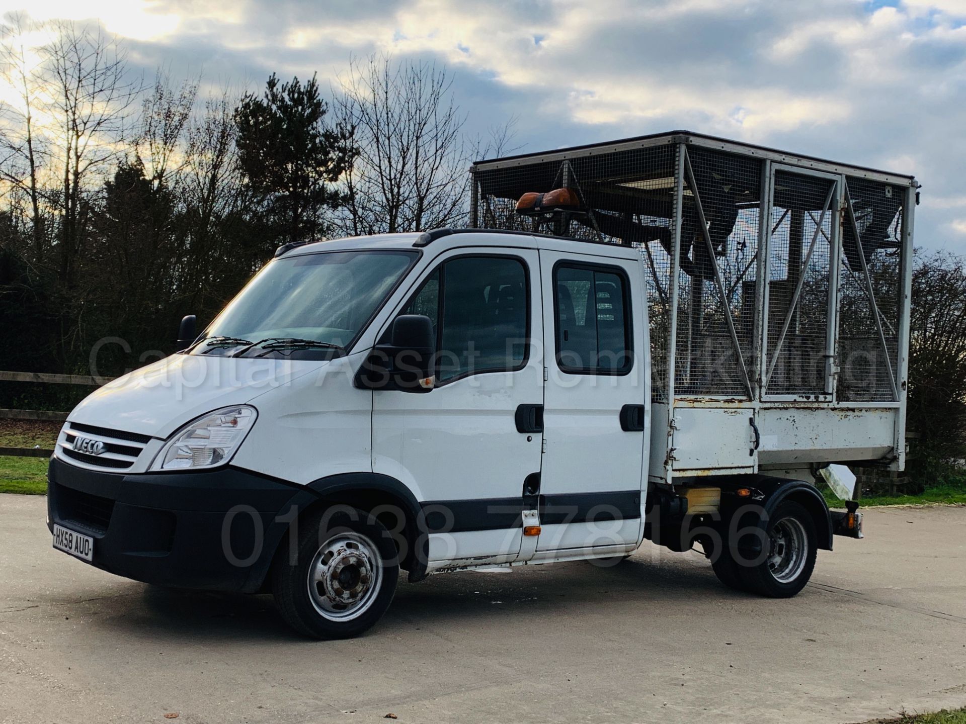 IVECO DAILY 35C12 *D/CAB - TIPPER* (2009 MODEL) '2.3 DIESEL - 115 BHP -5 SPEED' *LOW MILES* - Image 12 of 39