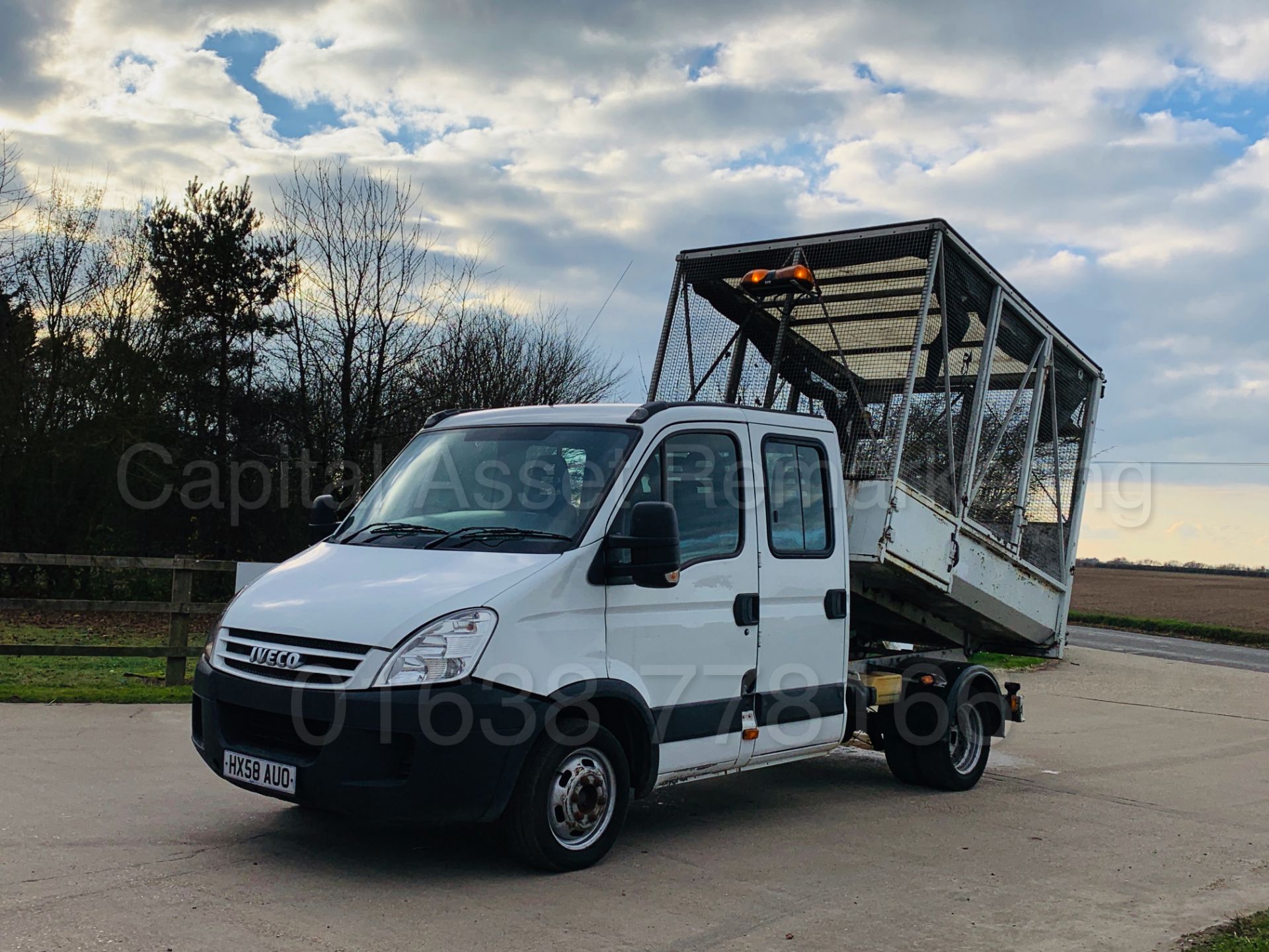IVECO DAILY 35C12 *D/CAB - TIPPER* (2009 MODEL) '2.3 DIESEL - 115 BHP -5 SPEED' *LOW MILES* - Image 9 of 39
