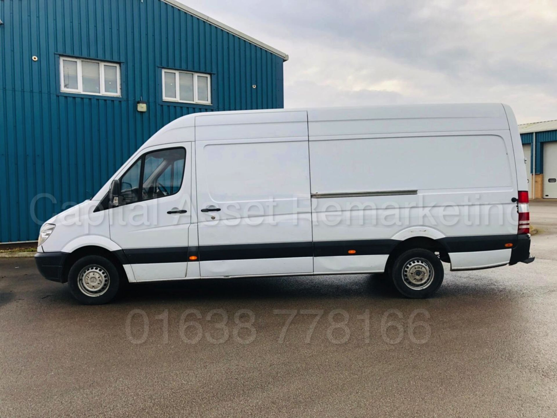 MERCEDES-BENZ SPRINTER 313 CDI *LWB HI-ROOF* (2014 MODEL) '130 BHP - 6 SPEED' (1 OWNER FROM NEW) - Image 8 of 32