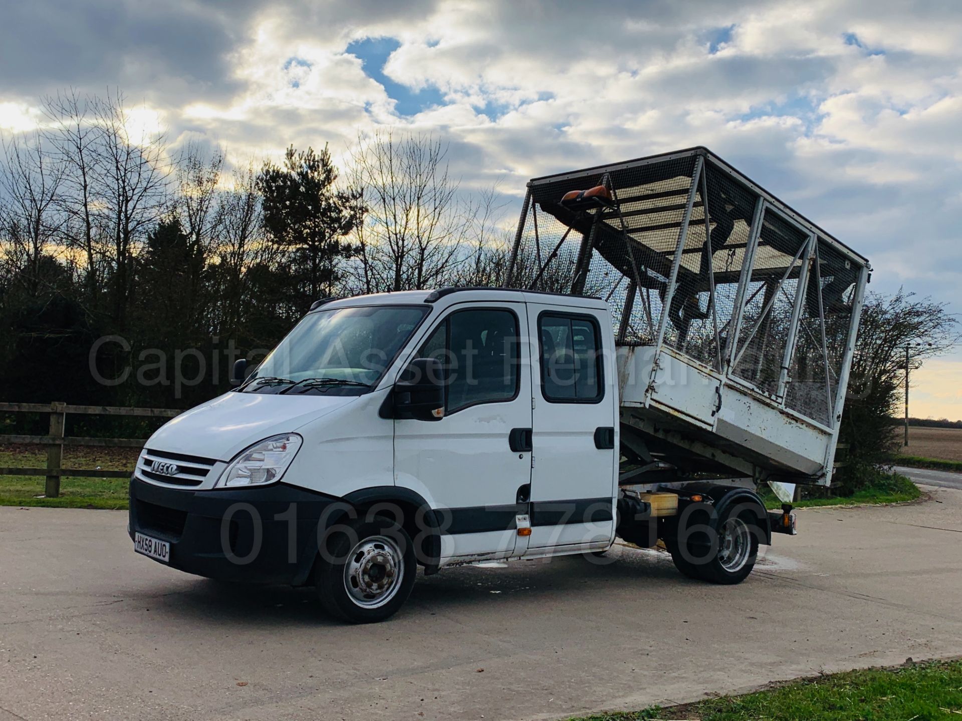 IVECO DAILY 35C12 *D/CAB - TIPPER* (2009 MODEL) '2.3 DIESEL - 115 BHP -5 SPEED' *LOW MILES* - Image 7 of 39