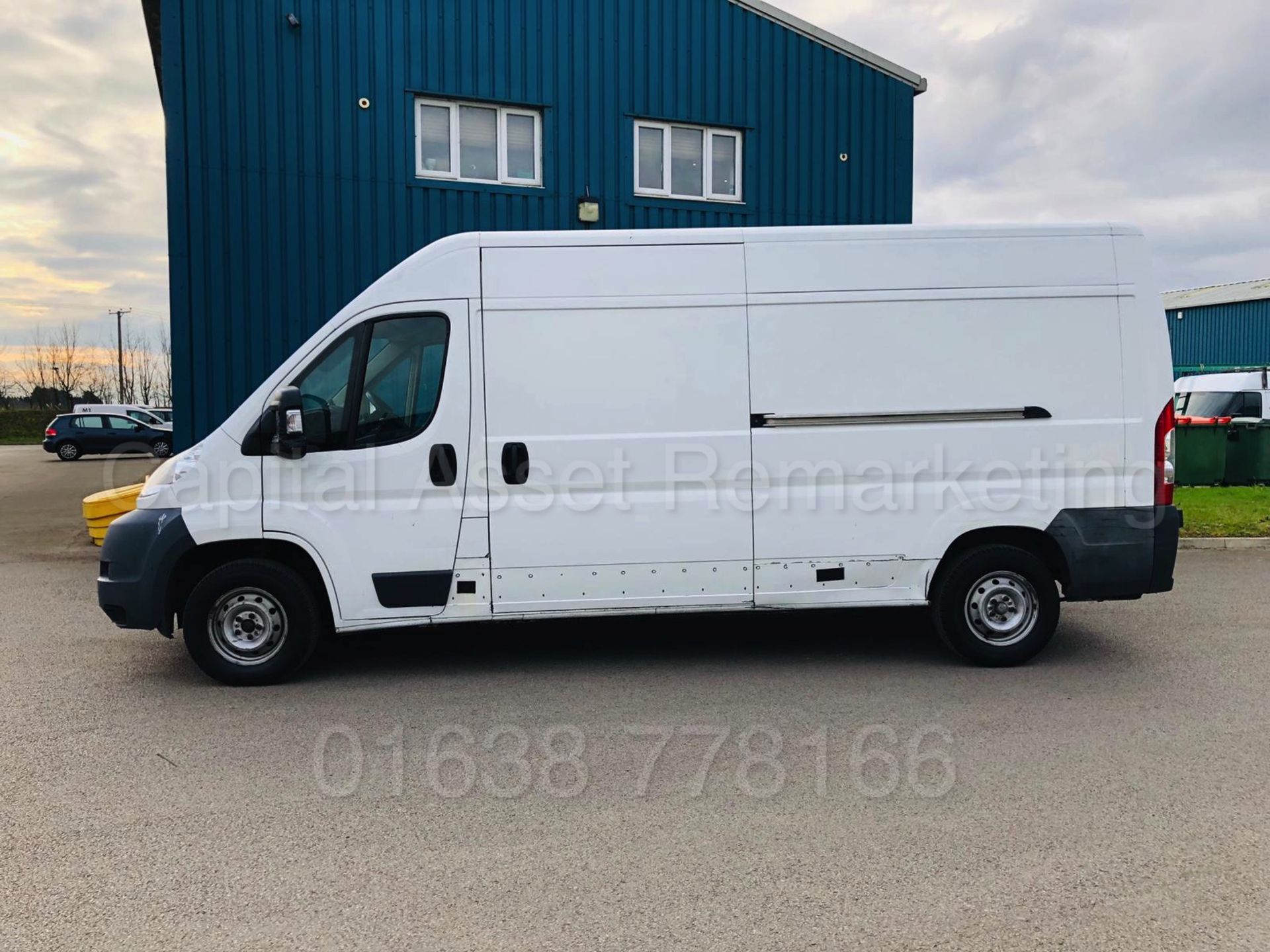 (On Sale) PEUGEOT BOXER 335 *LWB HI-ROOF* (2013) '2.2 HDI - 130 BHP - 6 SPEED' **LOW MILES** - Bild 6 aus 27