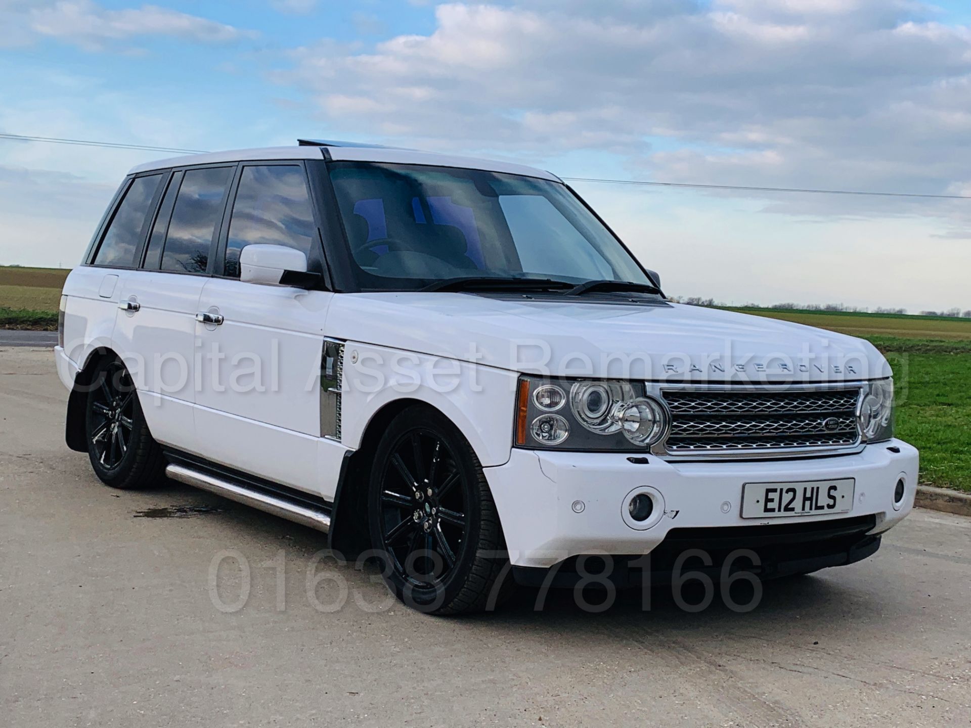 RANGE ROVER VOGUE (2005) '3.0 TD6 - 177 BHP - AUTO' **MASSIVE SPEC** (NO VAT - SAVE 20%) - Image 2 of 41