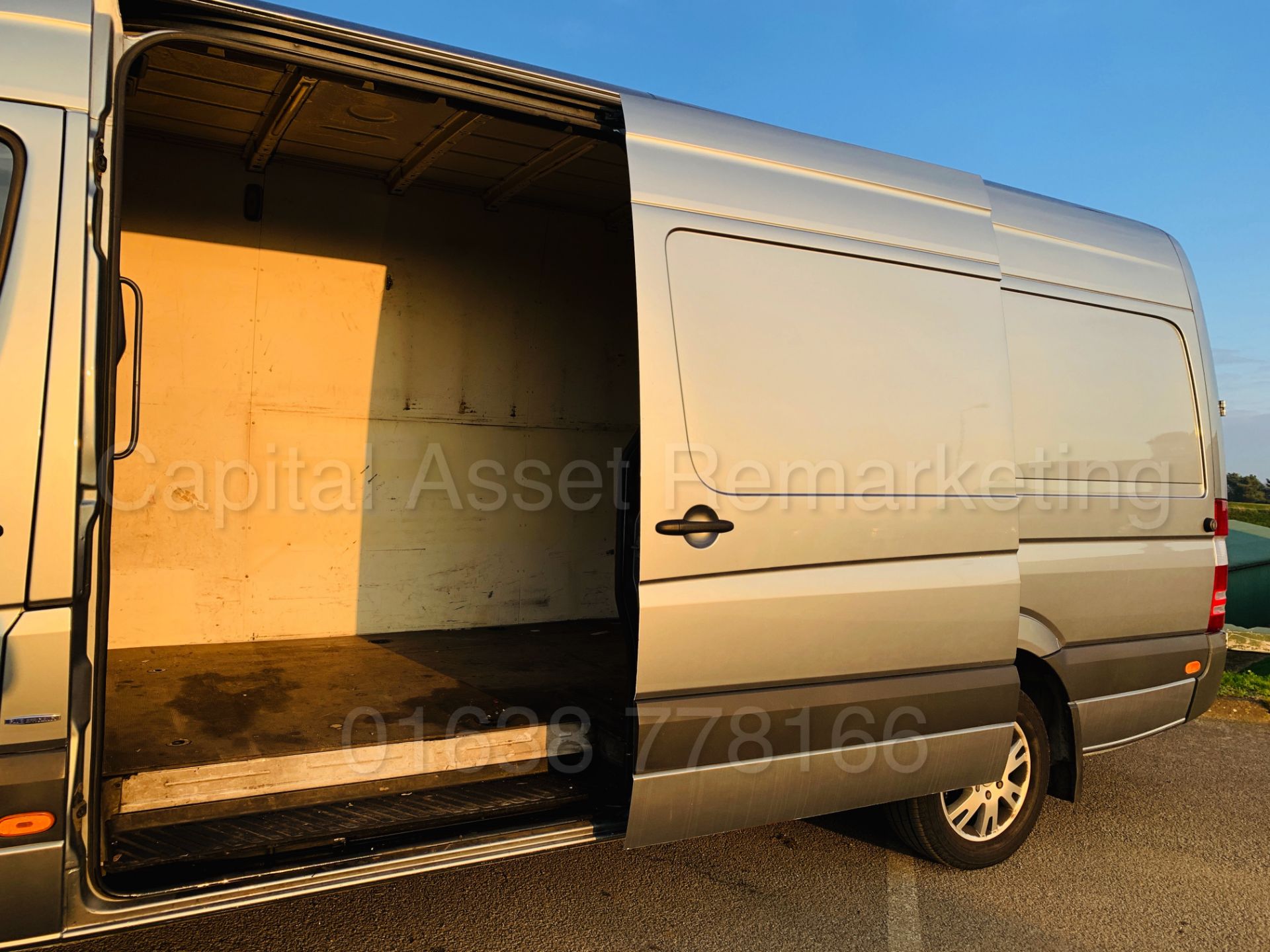 MERCEDES-BENZ SPRINTER 316 CDI *LWB HI-ROOF* (2013 MODEL) '163 BHP 6 SPEED - AIR CON' *HUGE SPEC* - Image 19 of 36