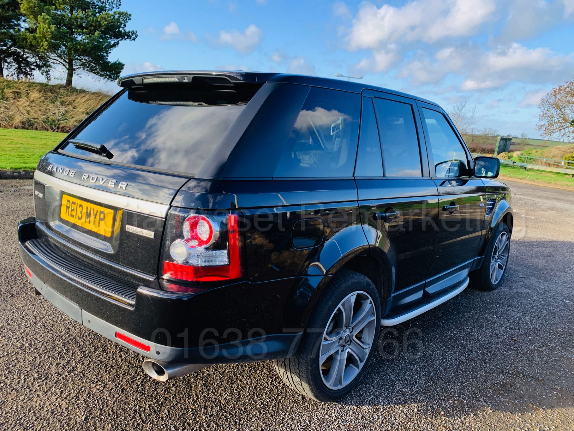 RANGE ROVER SPORT *HSE BLACK EDITION* (2013) '3.0 SDV6 - 255 BHP - 8 SPEED AUTO' *LEATHER - SAT NAV* - Bild 8 aus 54