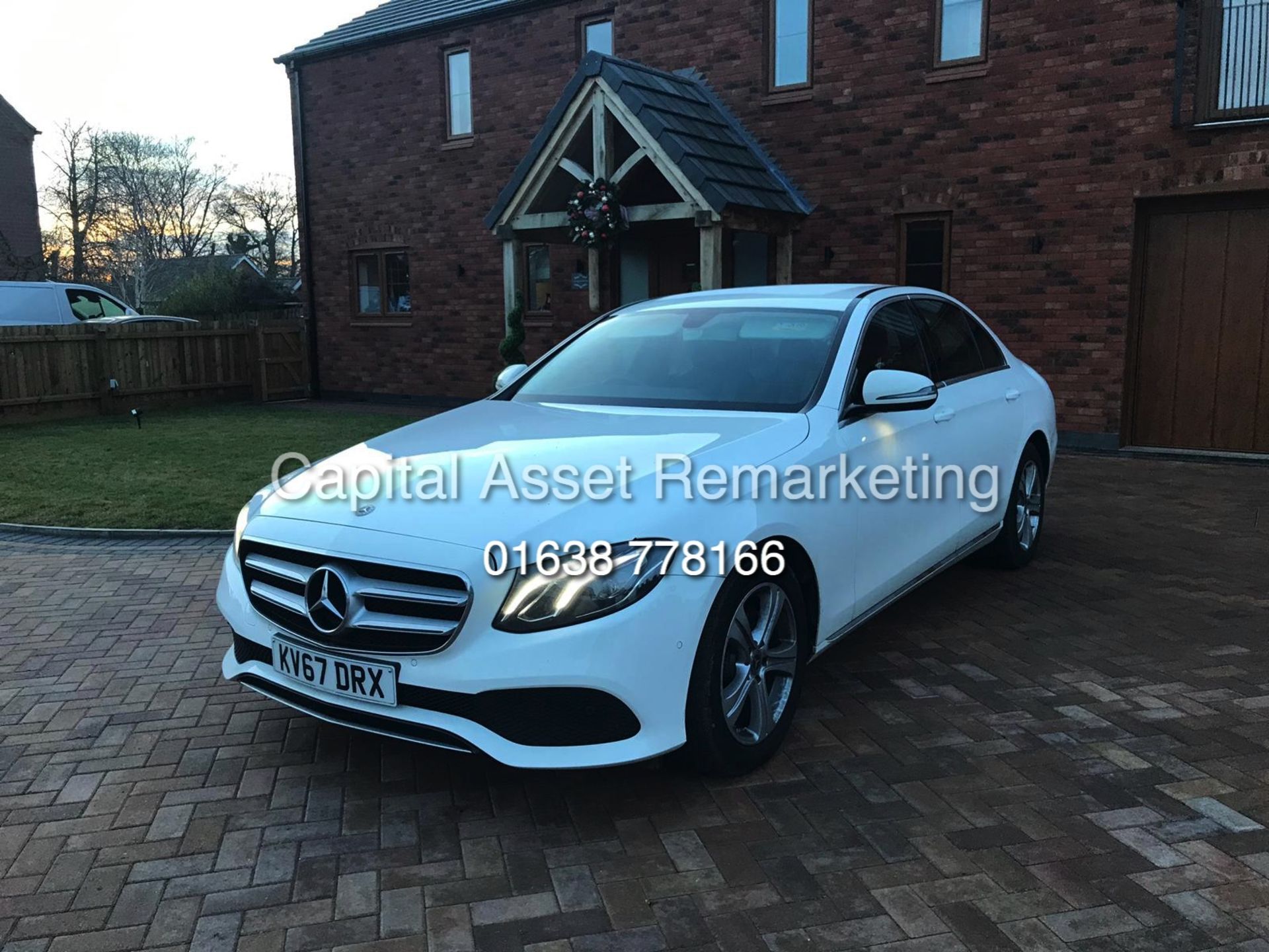 MERCEDES-BENZ E220D SALOON (2018 MODEL) '9-G TRONIC AUTO - LEATHER - SAT NAV' *MASSIVE SPEC* - Image 4 of 22