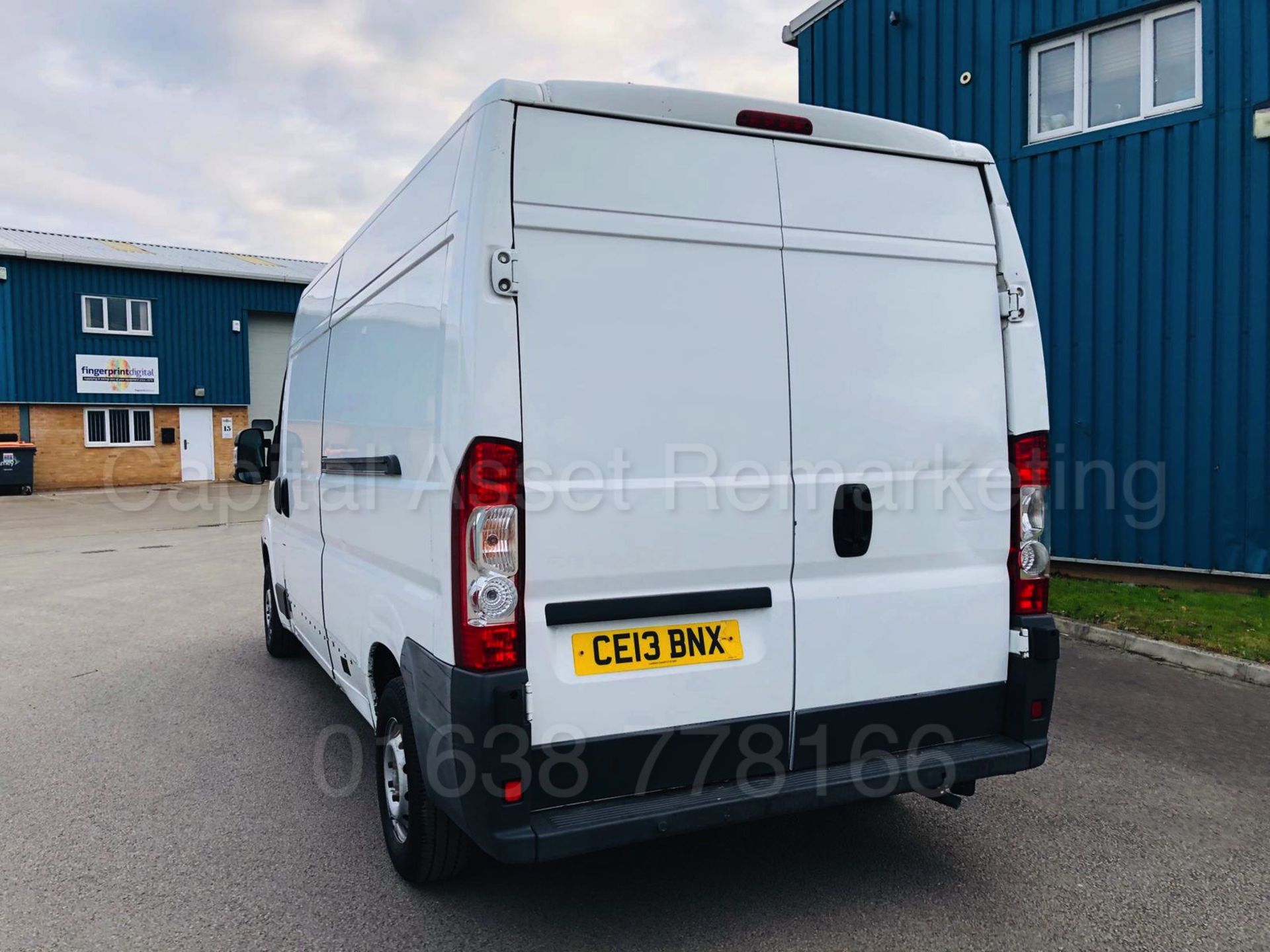 (On Sale) PEUGEOT BOXER 335 *LWB HI-ROOF* (2013) '2.2 HDI - 130 BHP - 6 SPEED' **LOW MILES** - Bild 8 aus 27