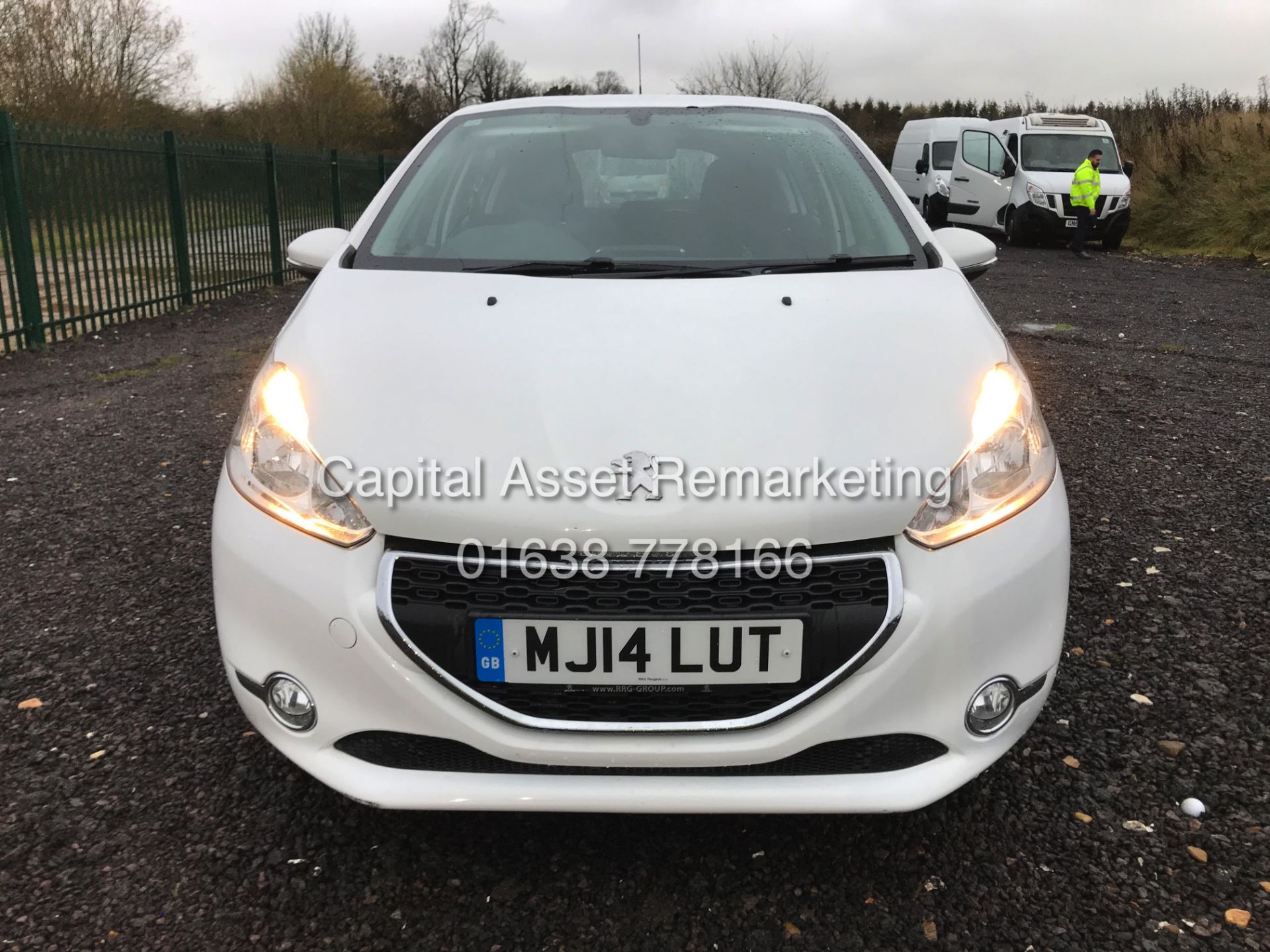 (ON SALE) PEUGEOT 208 1.4HDI "ACTIVE" 1 PREVIOUS KEEPER FSH (14 REG) RECENT SERVICE-AIR CON *NO VAT* - Image 3 of 23