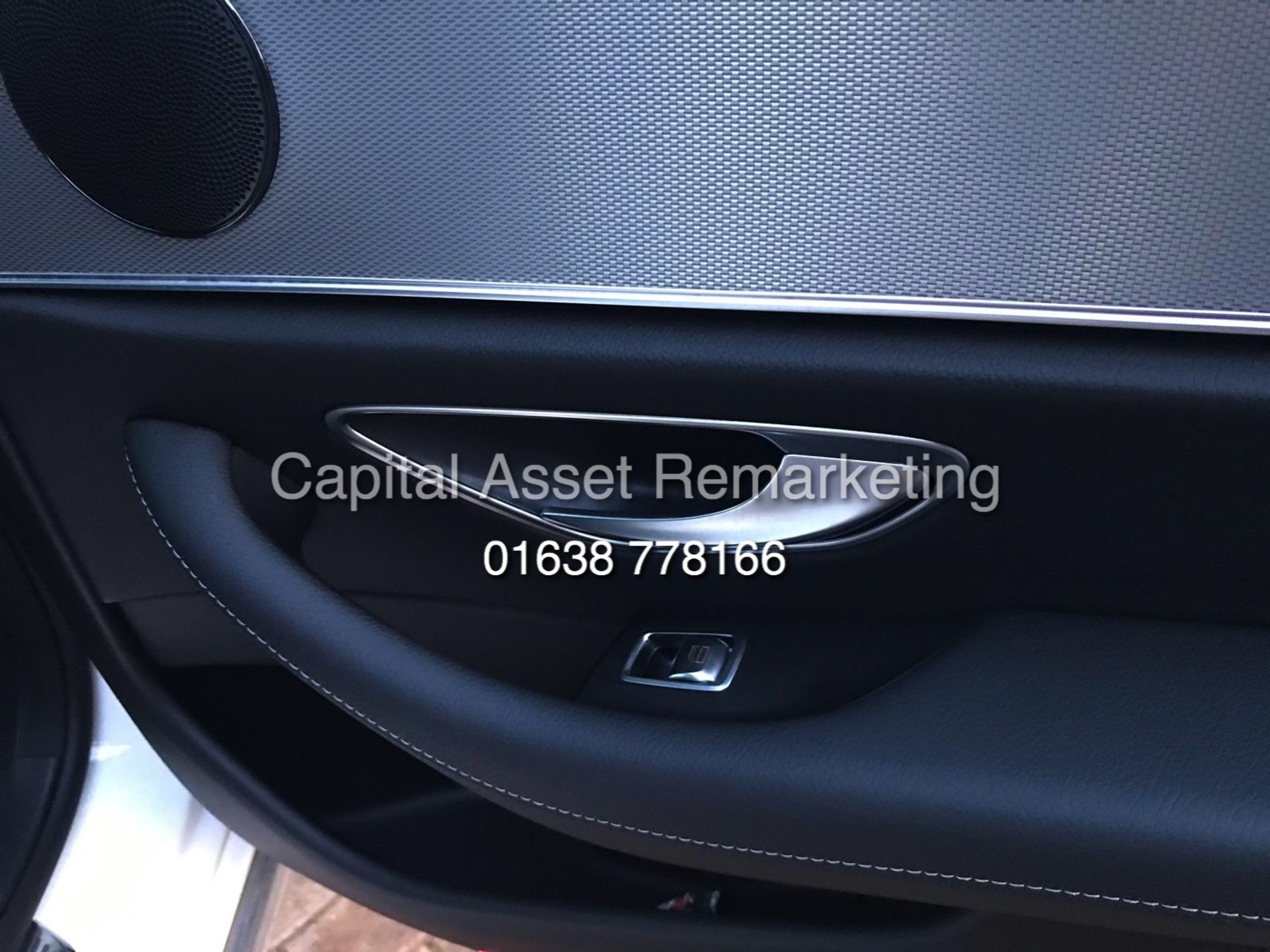 MERCEDES-BENZ E220D SALOON (2018 MODEL) '9-G TRONIC AUTO - LEATHER - SAT NAV' *MASSIVE SPEC* - Image 18 of 22