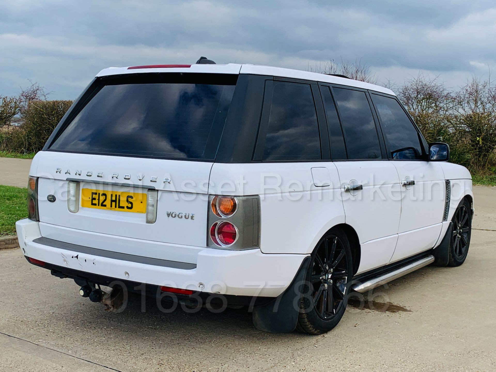 RANGE ROVER VOGUE (2005) '3.0 TD6 - 177 BHP - AUTO' **MASSIVE SPEC** (NO VAT - SAVE 20%) - Image 10 of 41