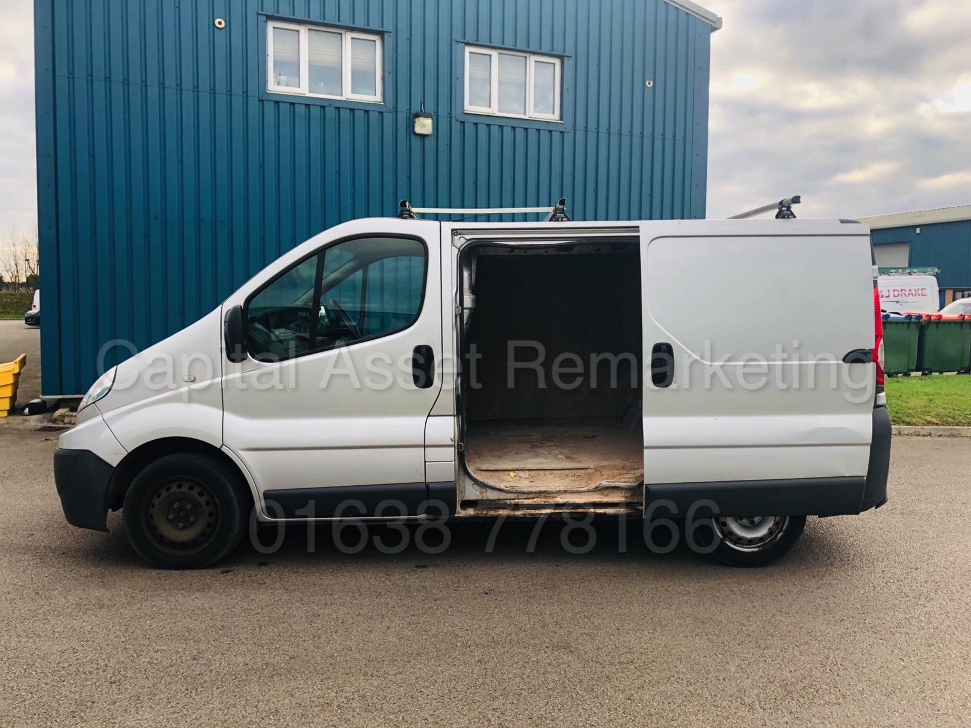 (On Sale) RENAULT TRAFIC SL27+ *LCV - PANEL VAN* (2010 MODEL) '2.0 DCI - 115 BHP- 6 SPEED' (NO VAT) - Image 11 of 18