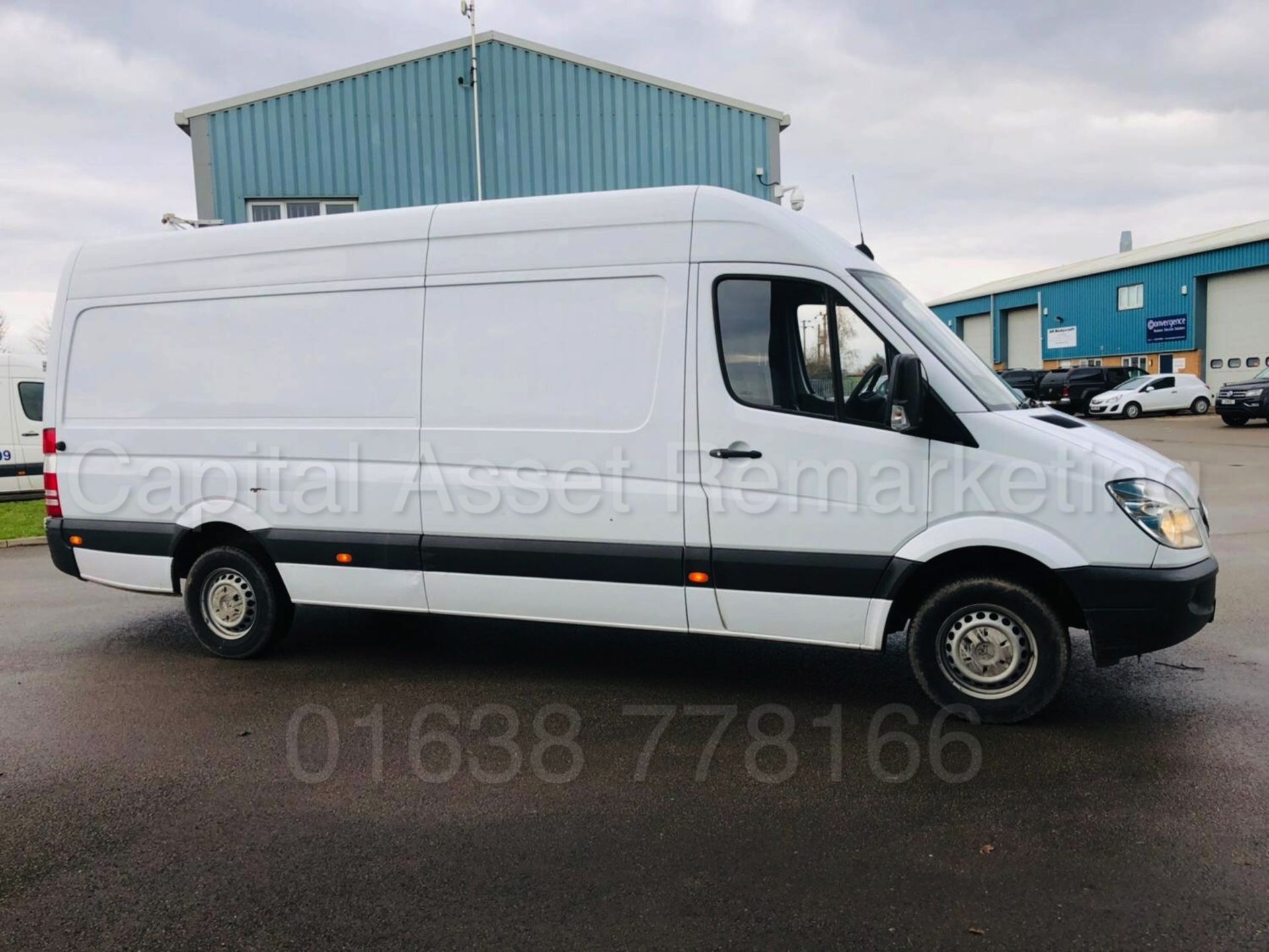 MERCEDES-BENZ SPRINTER 313 CDI *LWB HI-ROOF* (2014 MODEL) '130 BHP - 6 SPEED' (1 OWNER FROM NEW) - Image 14 of 32