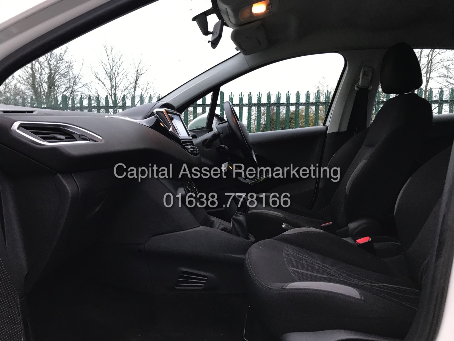 (ON SALE) PEUGEOT 208 1.4HDI "ACTIVE" 1 PREVIOUS KEEPER FSH (14 REG) RECENT SERVICE-AIR CON *NO VAT* - Image 13 of 23