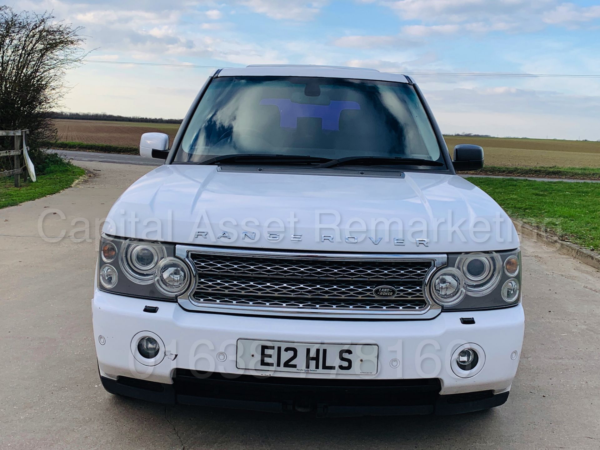 RANGE ROVER VOGUE (2005) '3.0 TD6 - 177 BHP - AUTO' **MASSIVE SPEC** (NO VAT - SAVE 20%) - Image 3 of 41