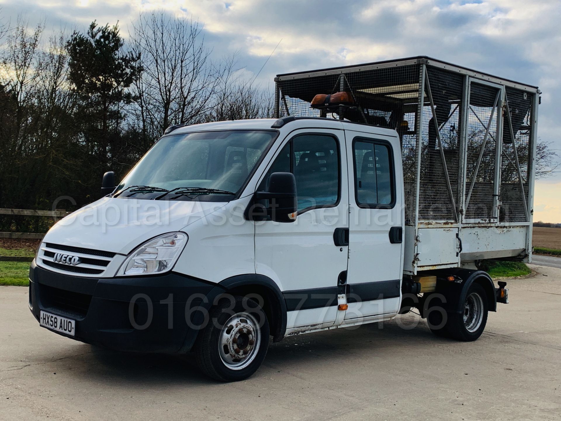 IVECO DAILY 35C12 *D/CAB - TIPPER* (2009 MODEL) '2.3 DIESEL - 115 BHP -5 SPEED' *LOW MILES* - Image 10 of 39