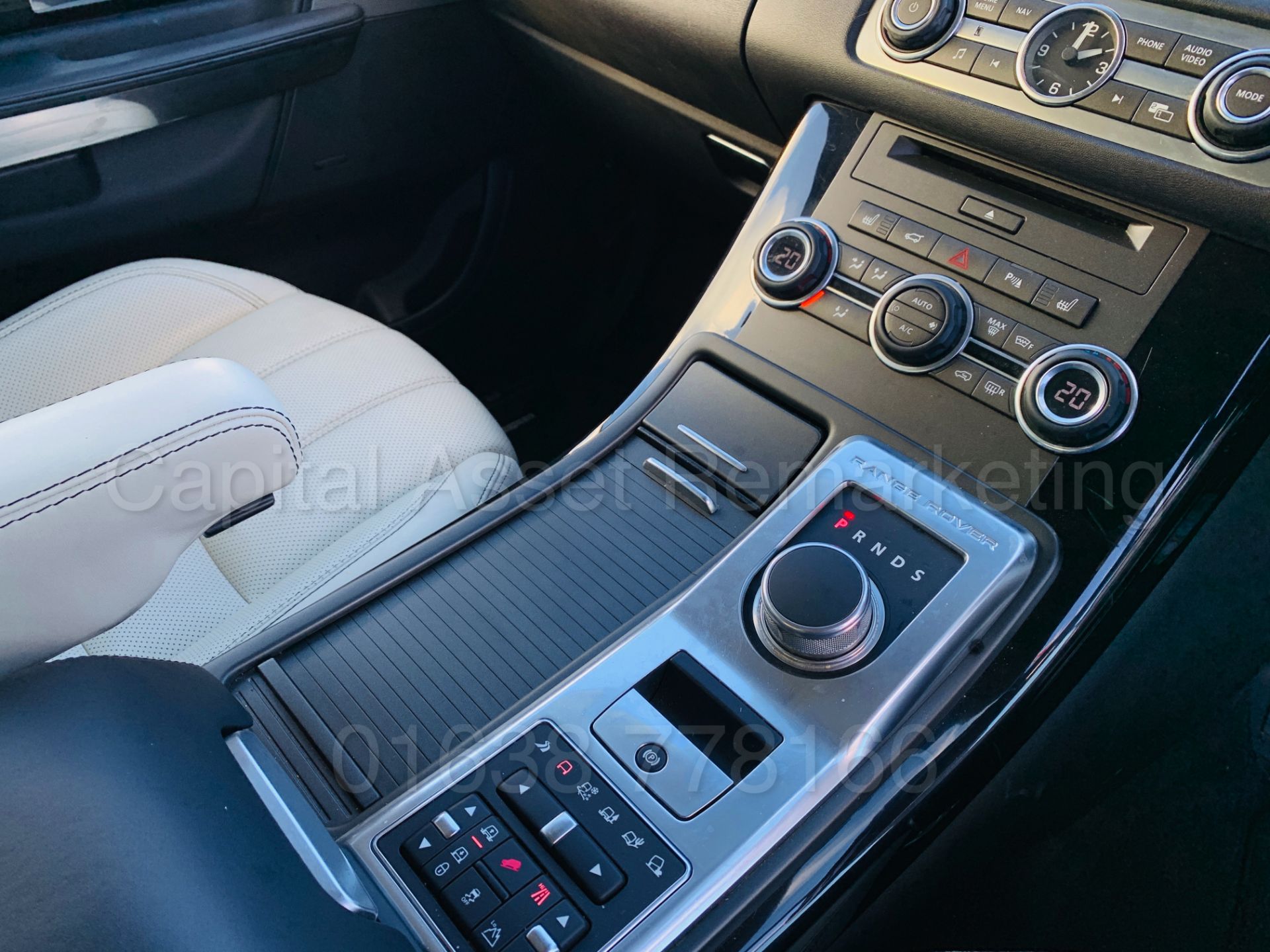 RANGE ROVER SPORT *HSE BLACK EDITION* (2013) '3.0 SDV6 - 255 BHP - 8 SPEED AUTO' *LEATHER - SAT NAV* - Bild 46 aus 54