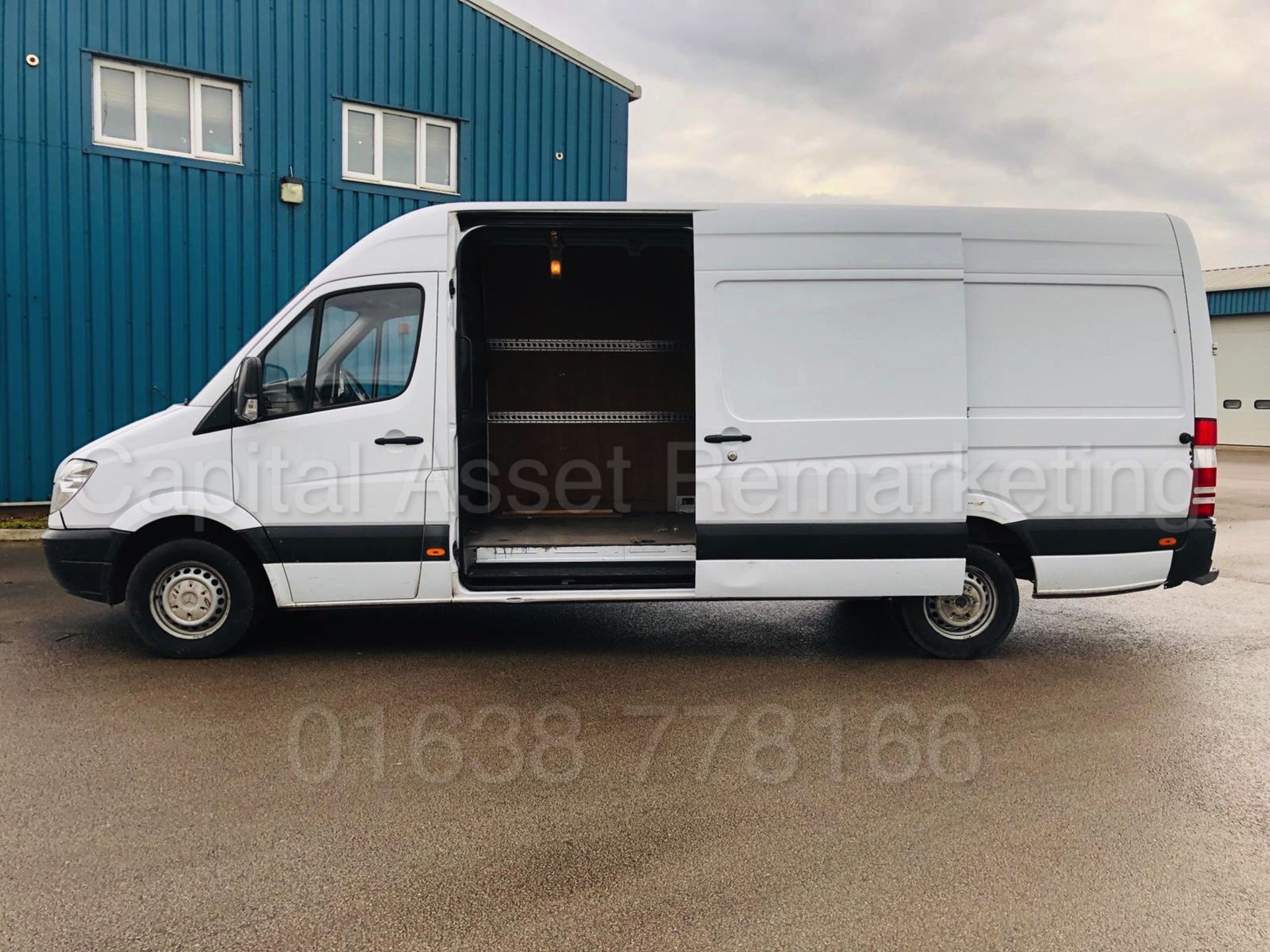 MERCEDES-BENZ SPRINTER 313 CDI *LWB HI-ROOF* (2014 MODEL) '130 BHP - 6 SPEED' (1 OWNER FROM NEW) - Bild 18 aus 32