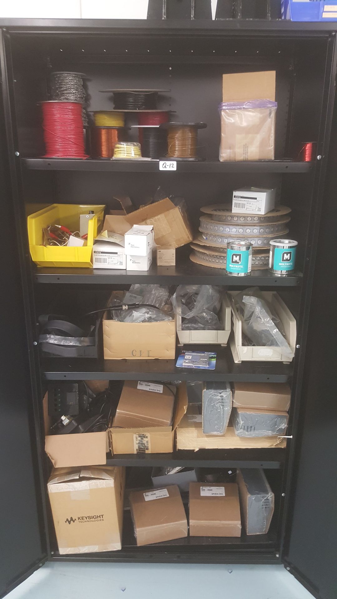 (3) Metal cabinets and contents - Image 4 of 20