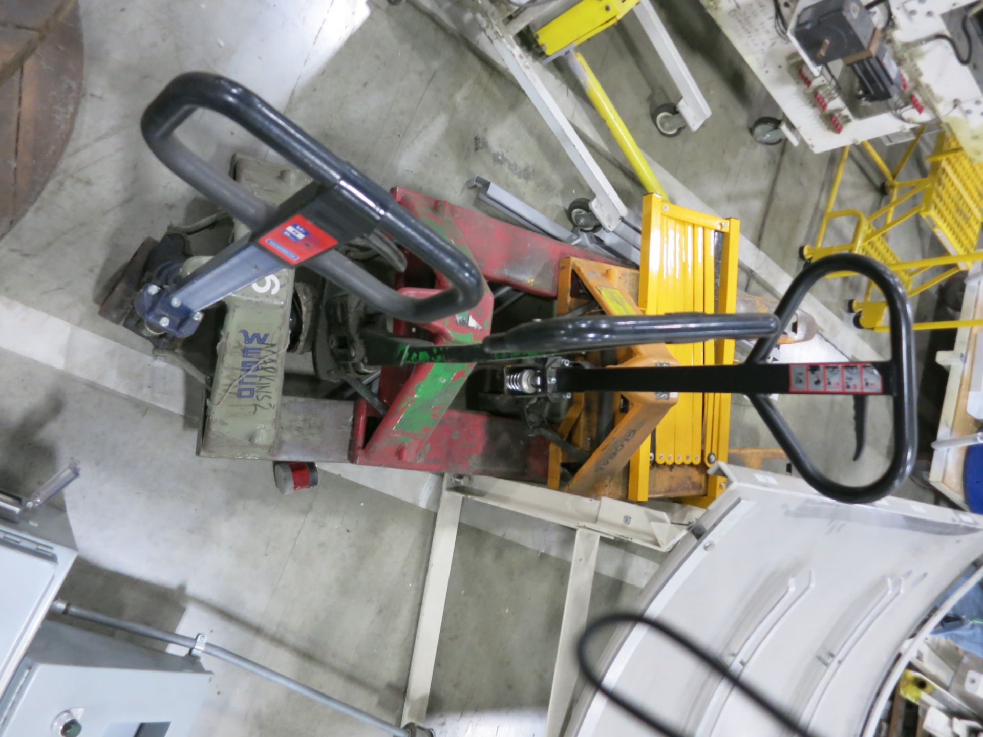 Global Pallet Jack - 5500 lb capacity