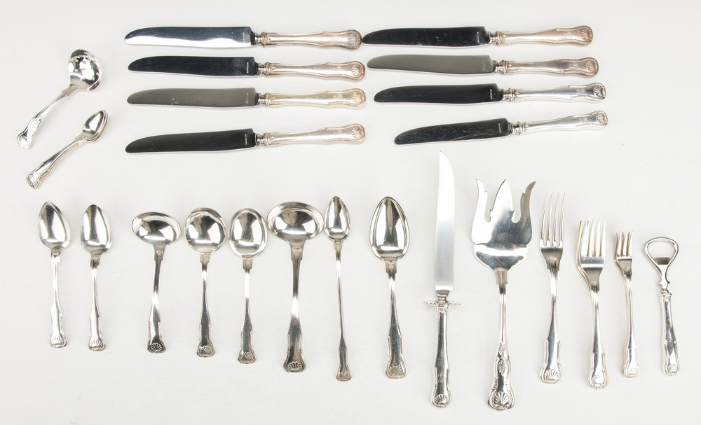 146 pcs. Kirk King's Pattern sterling flatware - Image 2 of 10