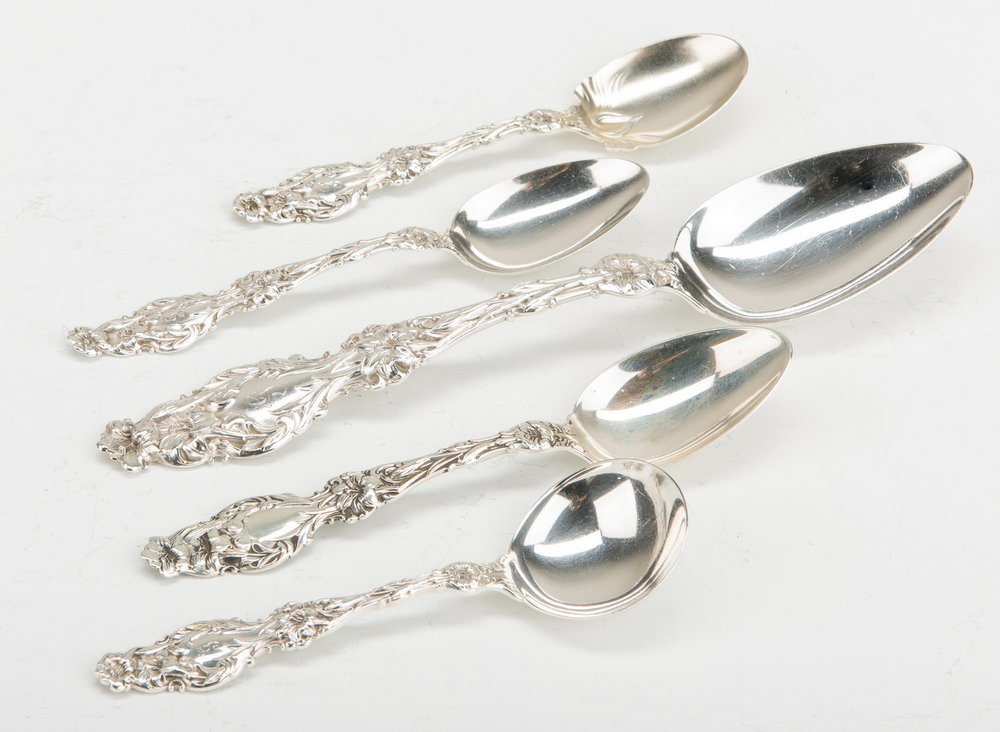 Whiting Lily Pattern Sterling Flatware, 128 pcs. - Image 6 of 11