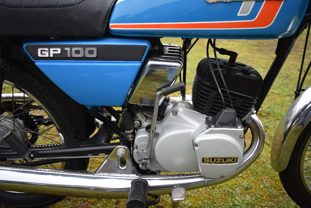 A 1981 Suzuki GP100, registration number GAM 701W, frame number 106380, engine number 181082, blue. - Image 3 of 6