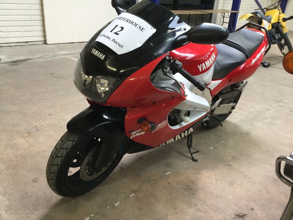 EXTRA LOT: A 1998 Yamaha YZF1000R, registration number R435 BKP, white. - Image 2 of 4